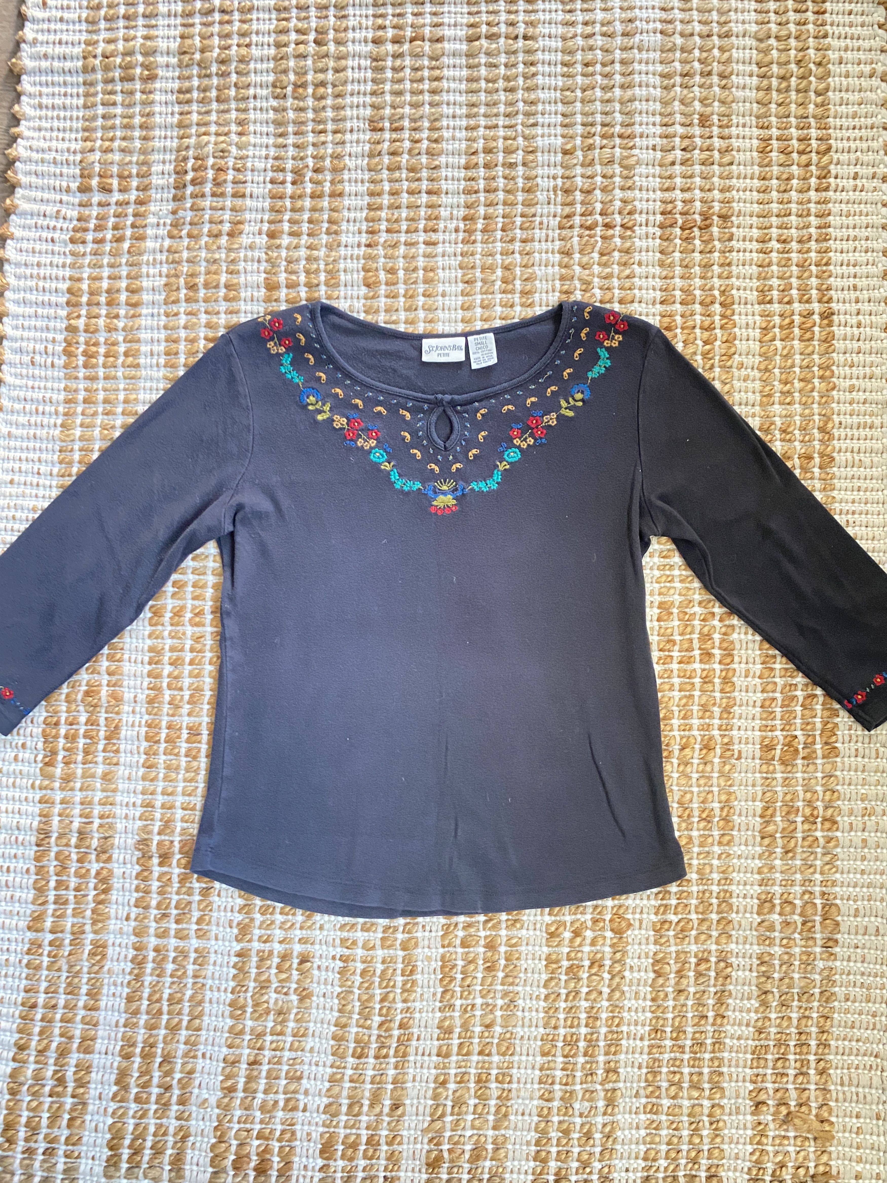 Other Vintage St. John’s Bay Embroidered Black Cotton Top Size S / US 4 / IT 40 - 6 Thumbnail