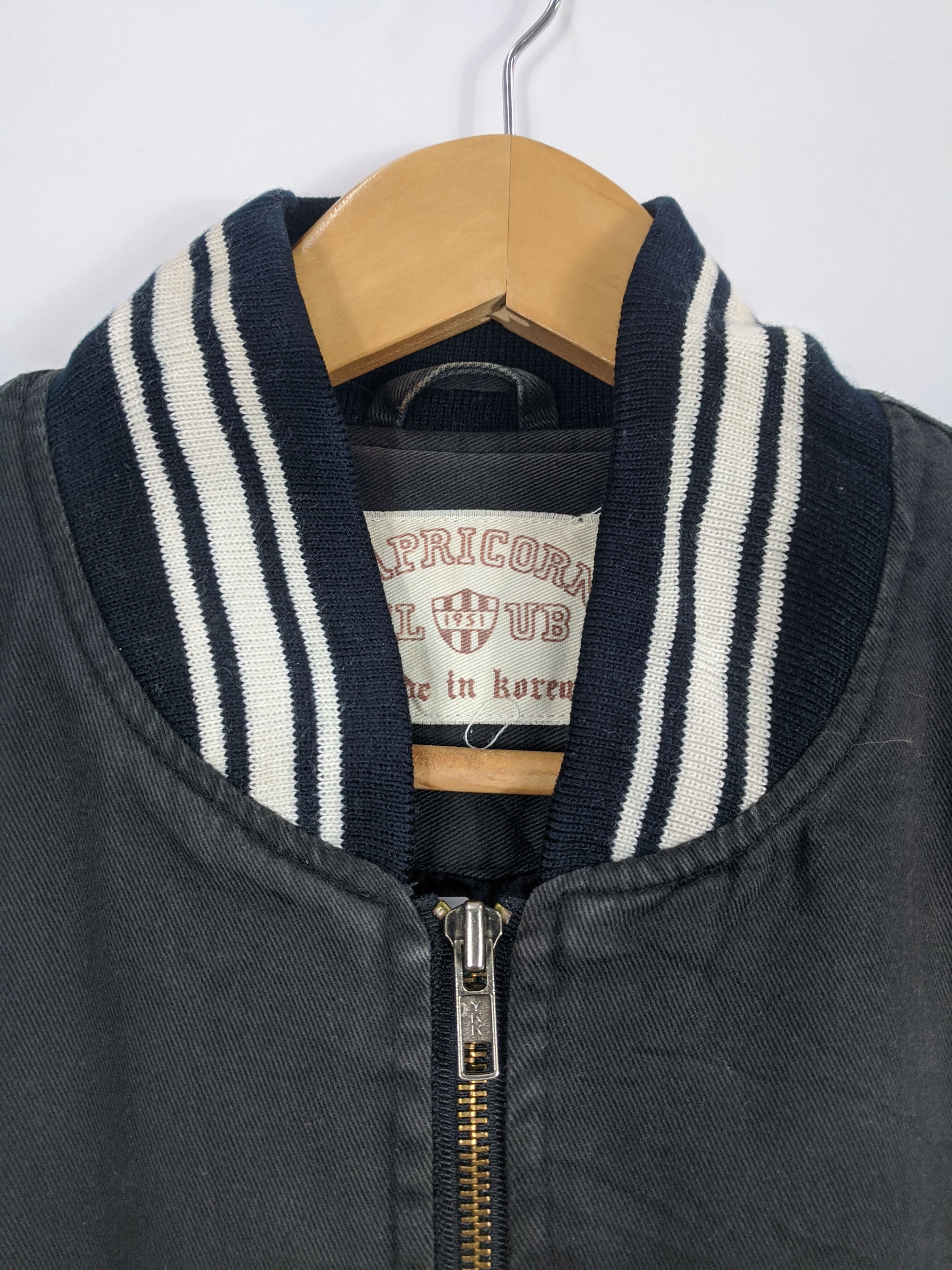 Vintage Vintage 90s Varsity Jacket Embroidered J0431 Size US L / EU 52-54 / 3 - 8 Thumbnail