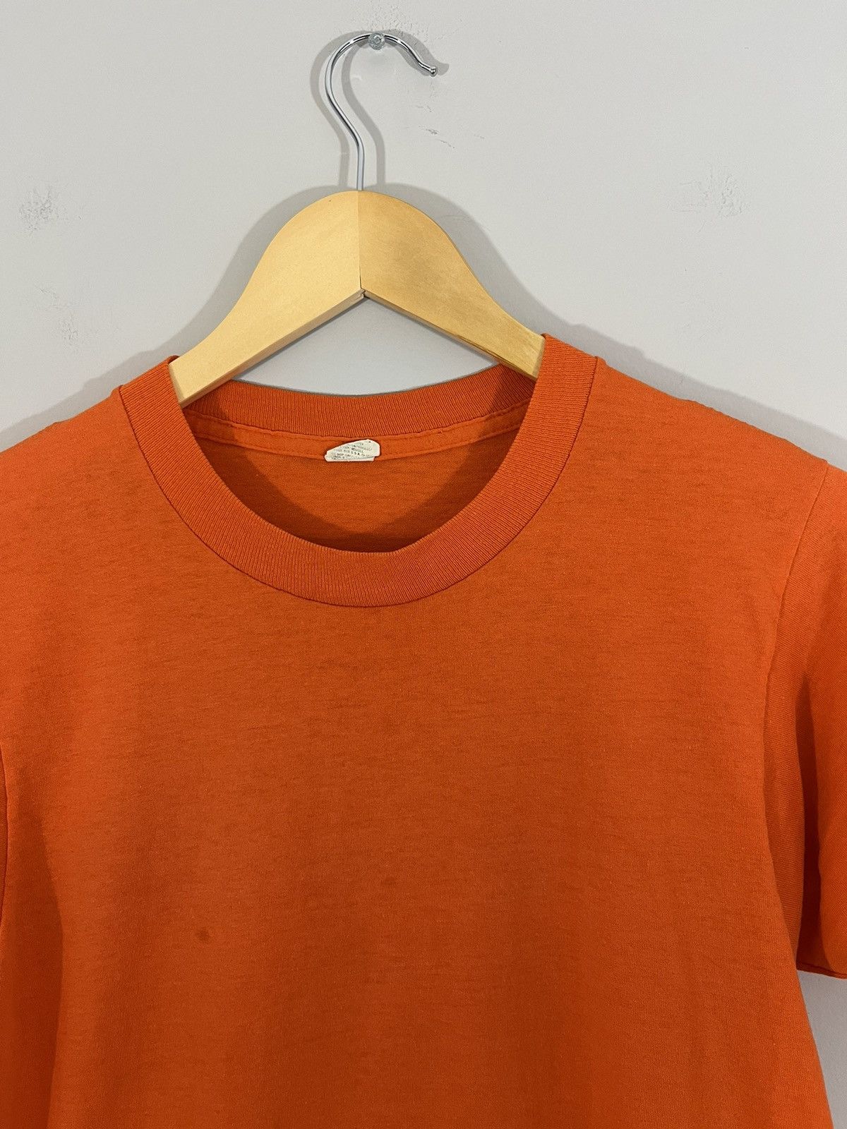 Vintage Single Stitch Blank Basic Distressed 80s Tee Size US S / EU 44-46 / 1 - 2 Thumbnail
