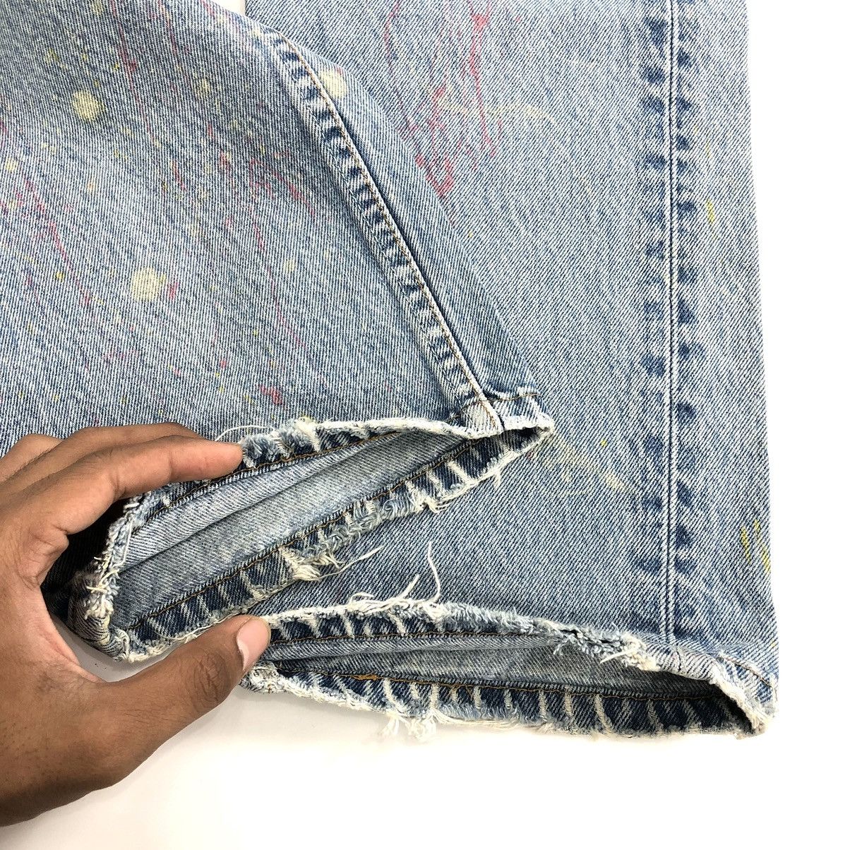 Levi's × Levi's Vintage Clothing Vintage 90s Levis 501XX Paint Splattered Jeans Size US 31 - 12 Thumbnail