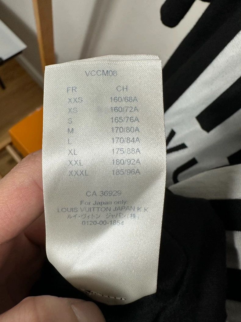 Louis Vuitton Louis Vuitton Bar Code Short Sleeve T-Shirt 2503-Nextarrow Size US XL / EU 56 / 4 - 8 Thumbnail