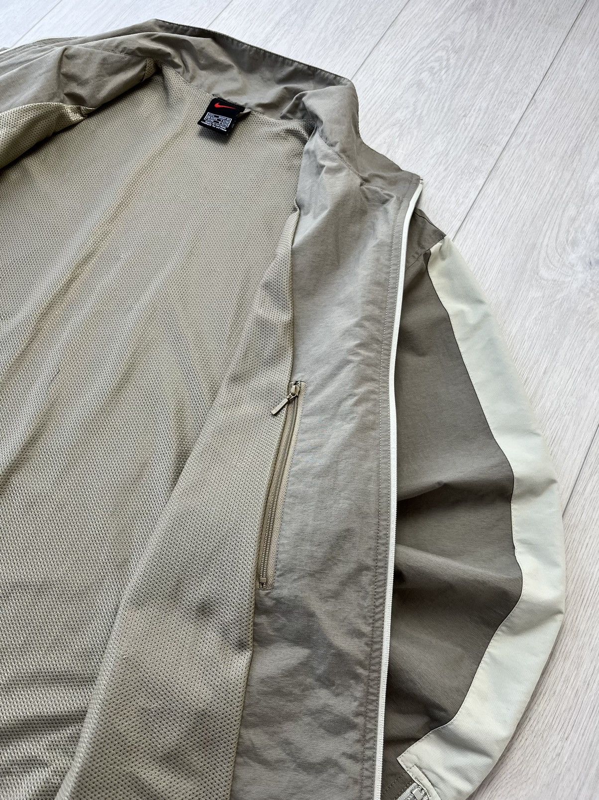 Nike Nike Vintage Nylon Track Jacket Y2K Streetwear 90s Drill Size US L / EU 52-54 / 3 - 15 Thumbnail