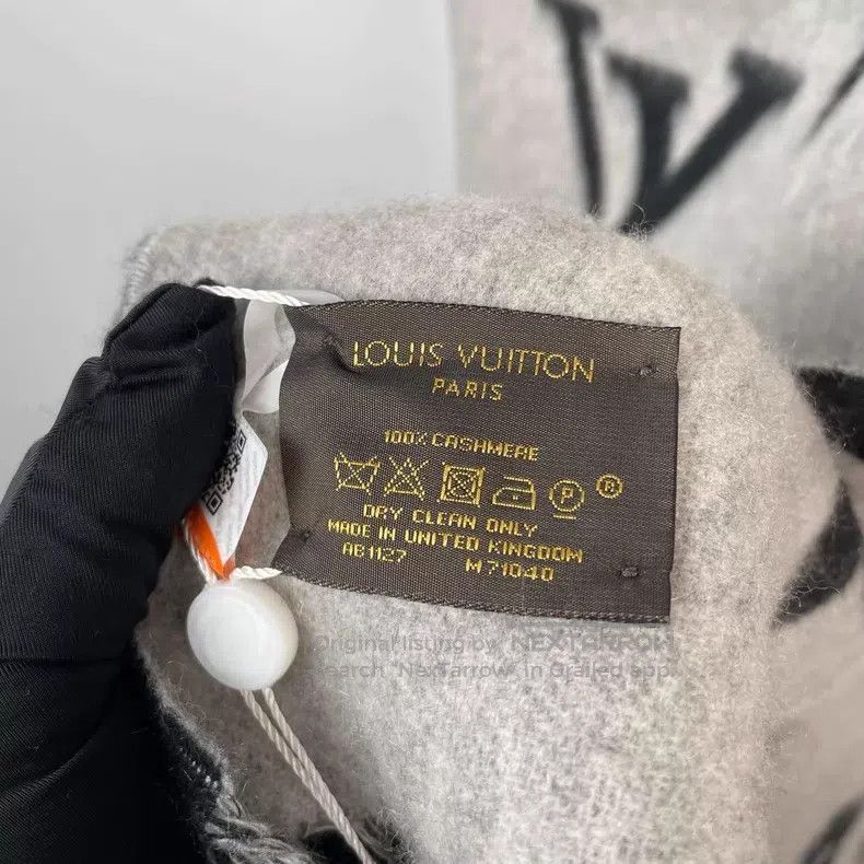 Louis Vuitton Louis Vuitton Black and grey full-printed cashmere double- Size ONE SIZE - 8 Thumbnail