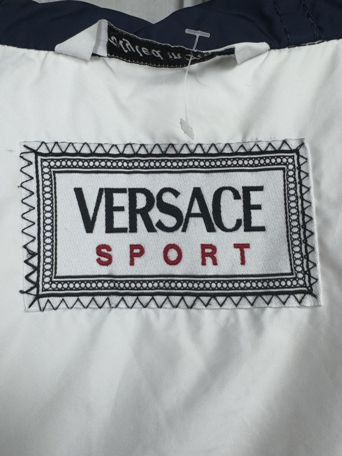 Versace Versace Sport vintage 90s nylon white striped light jacket Size US XL / EU 56 / 4 - 10 Thumbnail