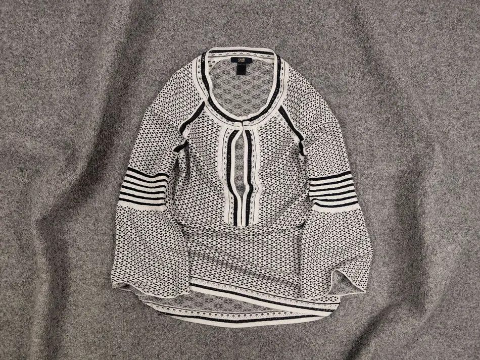Roberto Cavalli Roberto Cavalli Slass Textured cut-out Sweater wide sleeve Size M / US 6-8 / IT 42-44 - 1 Thumbnail