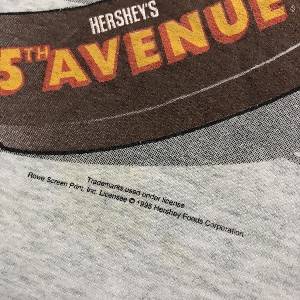 Vintage Rare Vintage 1995 Hershey Foods Corporation Tees Size US XL / EU 56 / 4 - 8 Thumbnail