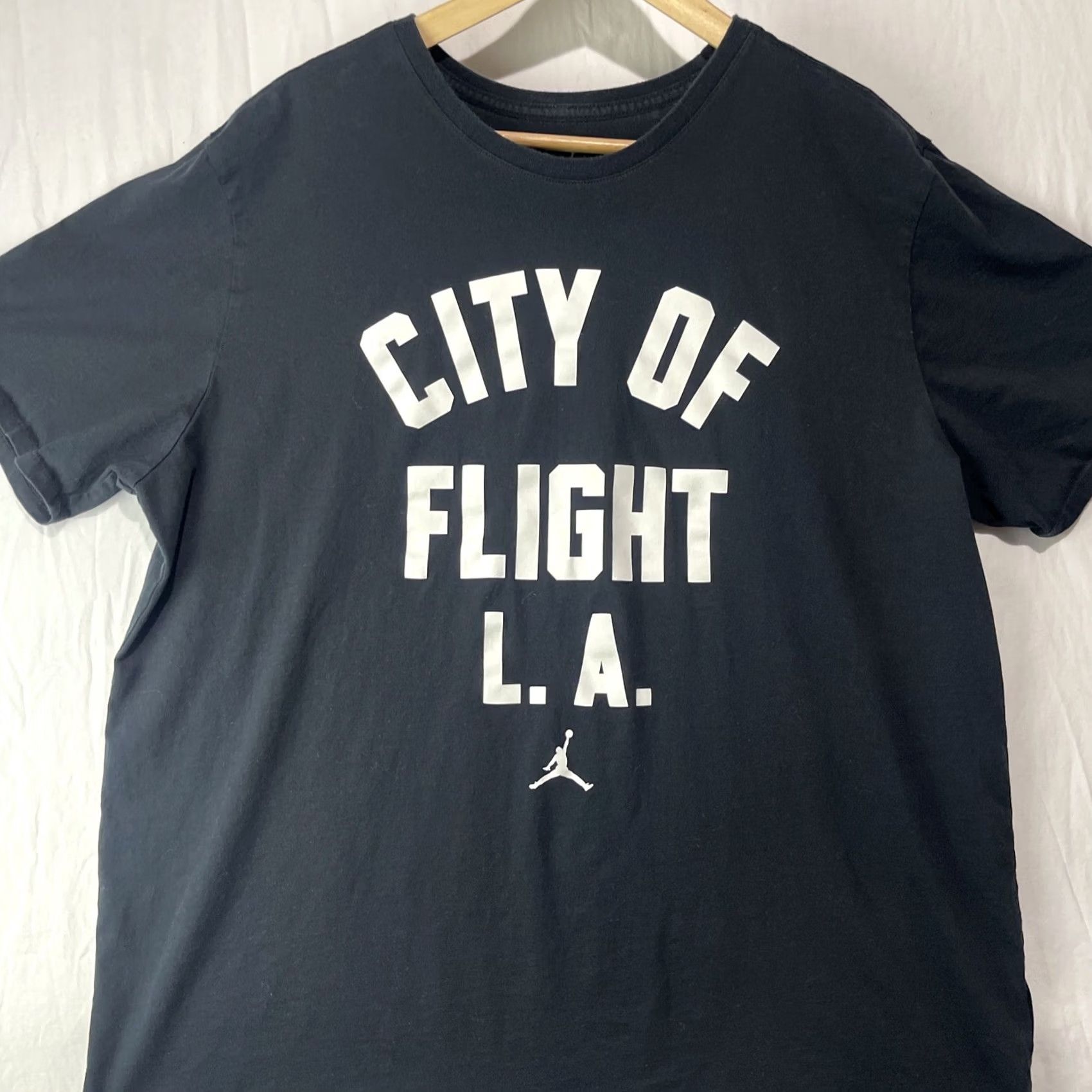 Jordan Brand Air Jordan Shirt Mens 2XL Black Short Sleeve City Of Flight LA Tee Jump Man Tee Jump Man City Of Flight Shirt Mens 2XL Black Short Sleeve Size US XXL / EU 58 / 5 - 2 Thumbnail