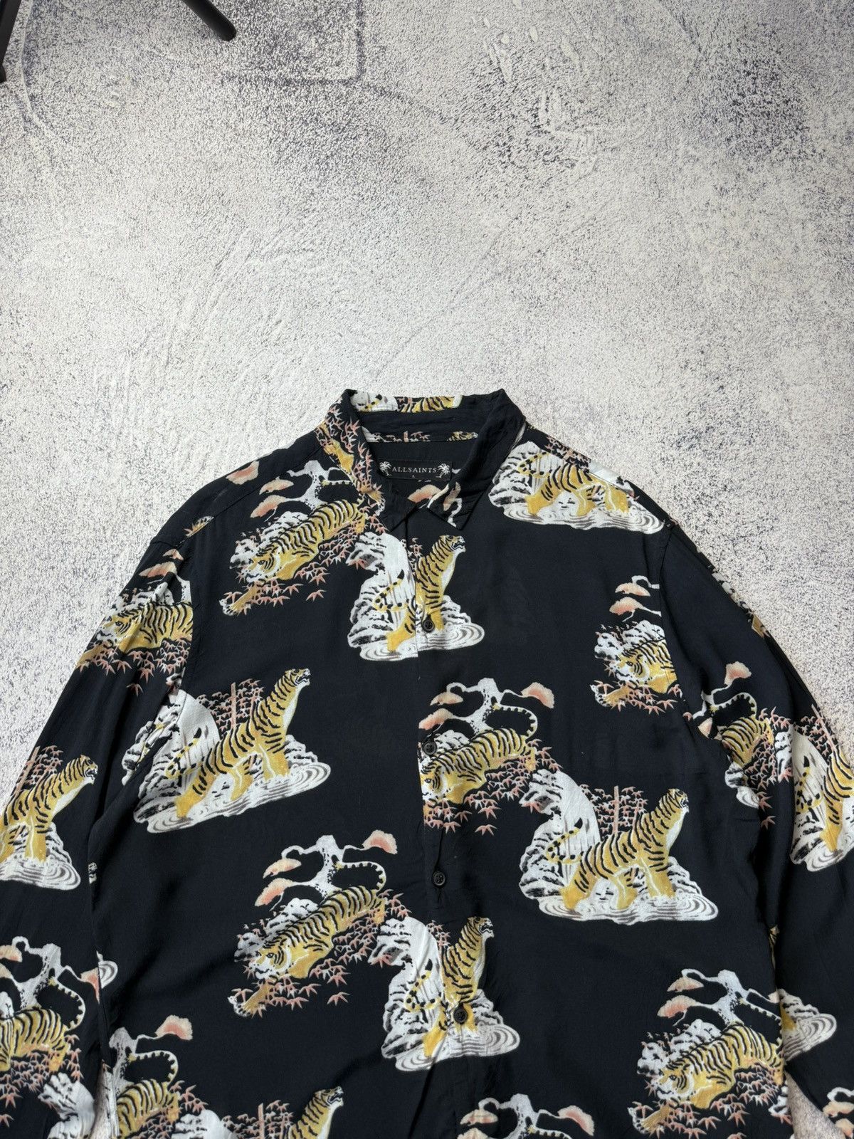 Allsaints Vintage Allsaints Viscose Tiger Crazy Print Y2K Hawaii Shirt Size US L / EU 52-54 / 3 - 8 Thumbnail