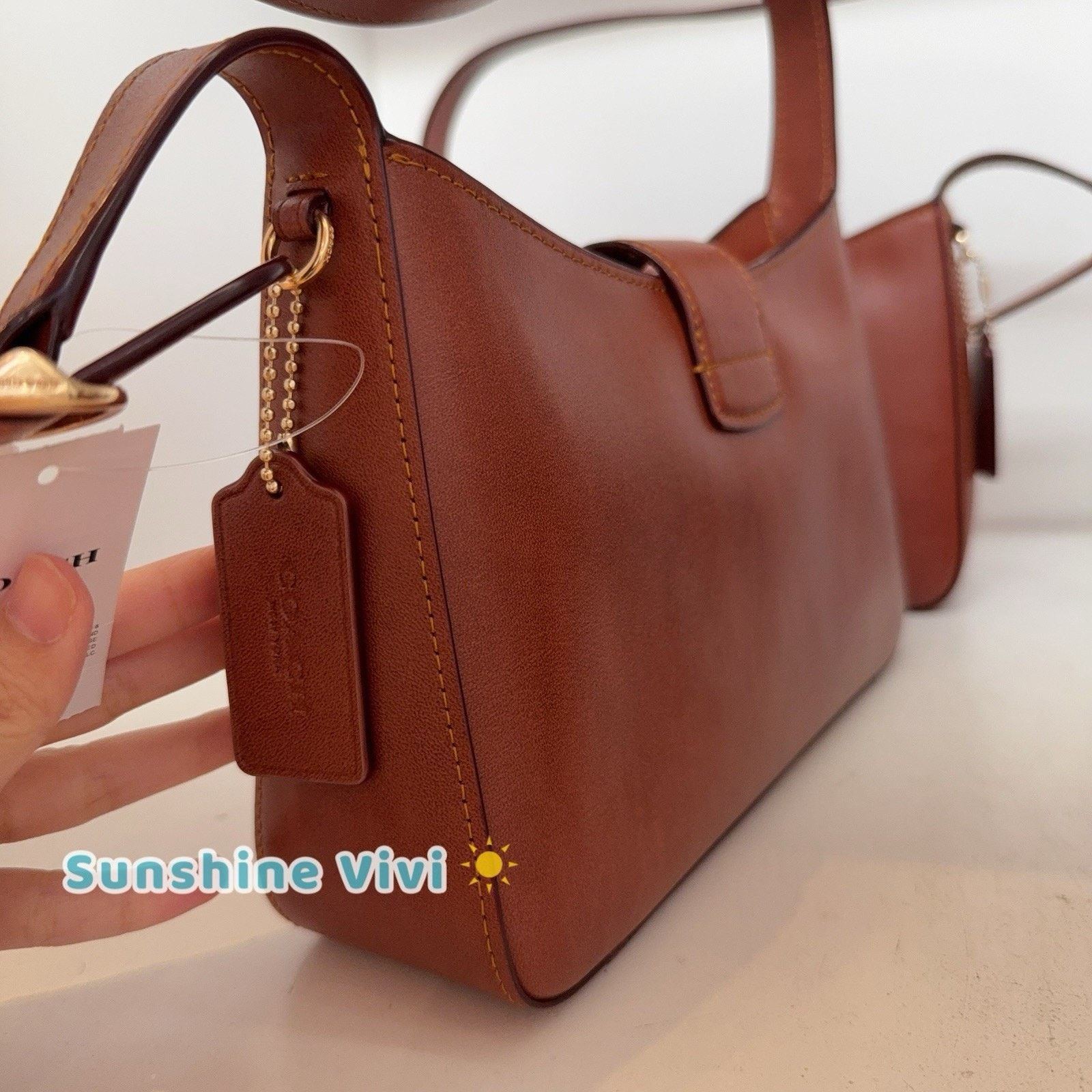 Coach NWT Coach Eliza Shoulder Bag CBI00 Caramel leather Size ONE SIZE - 4 Thumbnail