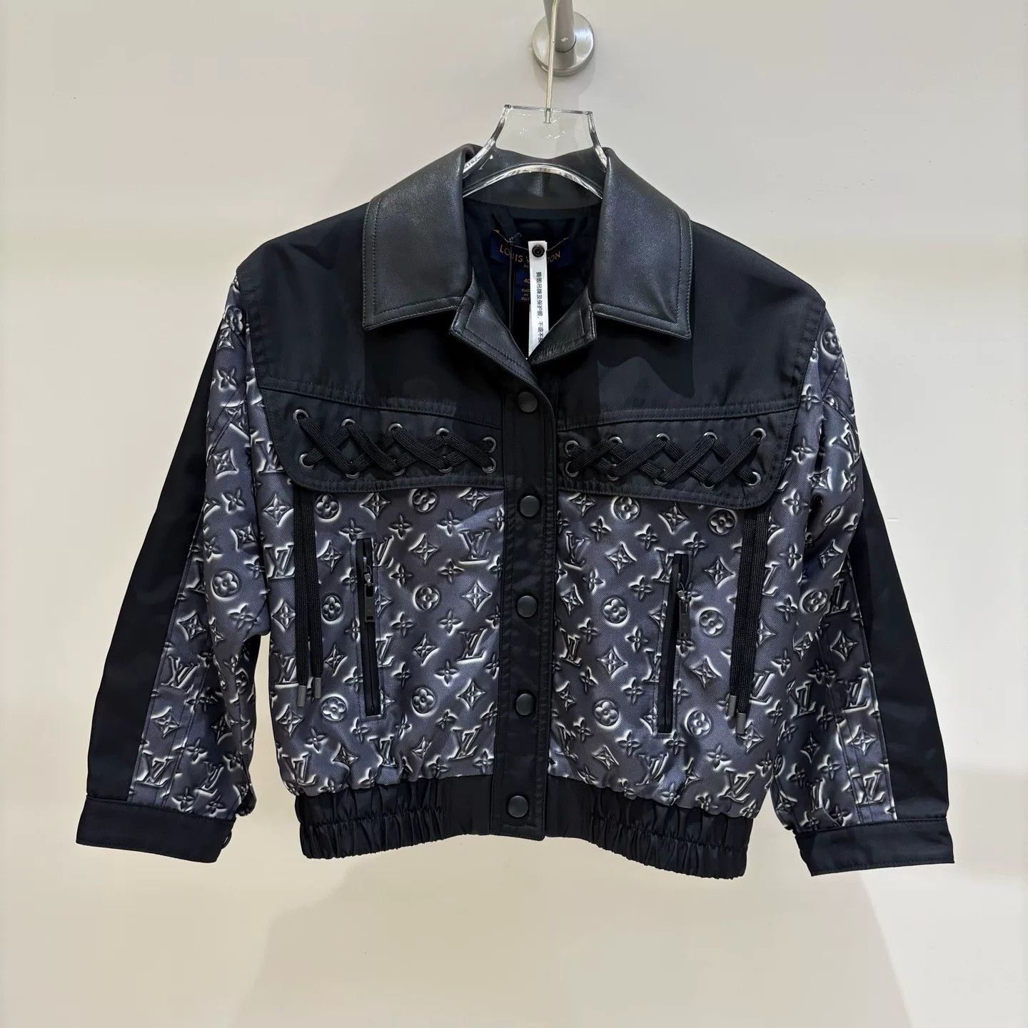 Louis Vuitton Louis Vuitton Colorblock Logo Print Jacket Size US M / EU 48-50 / 2 - 1 Thumbnail