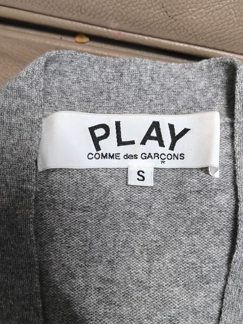 Comme des Garcons Comme Des Garcons Grey Cardigan Size S / US 4 / IT 40 - 2 Thumbnail