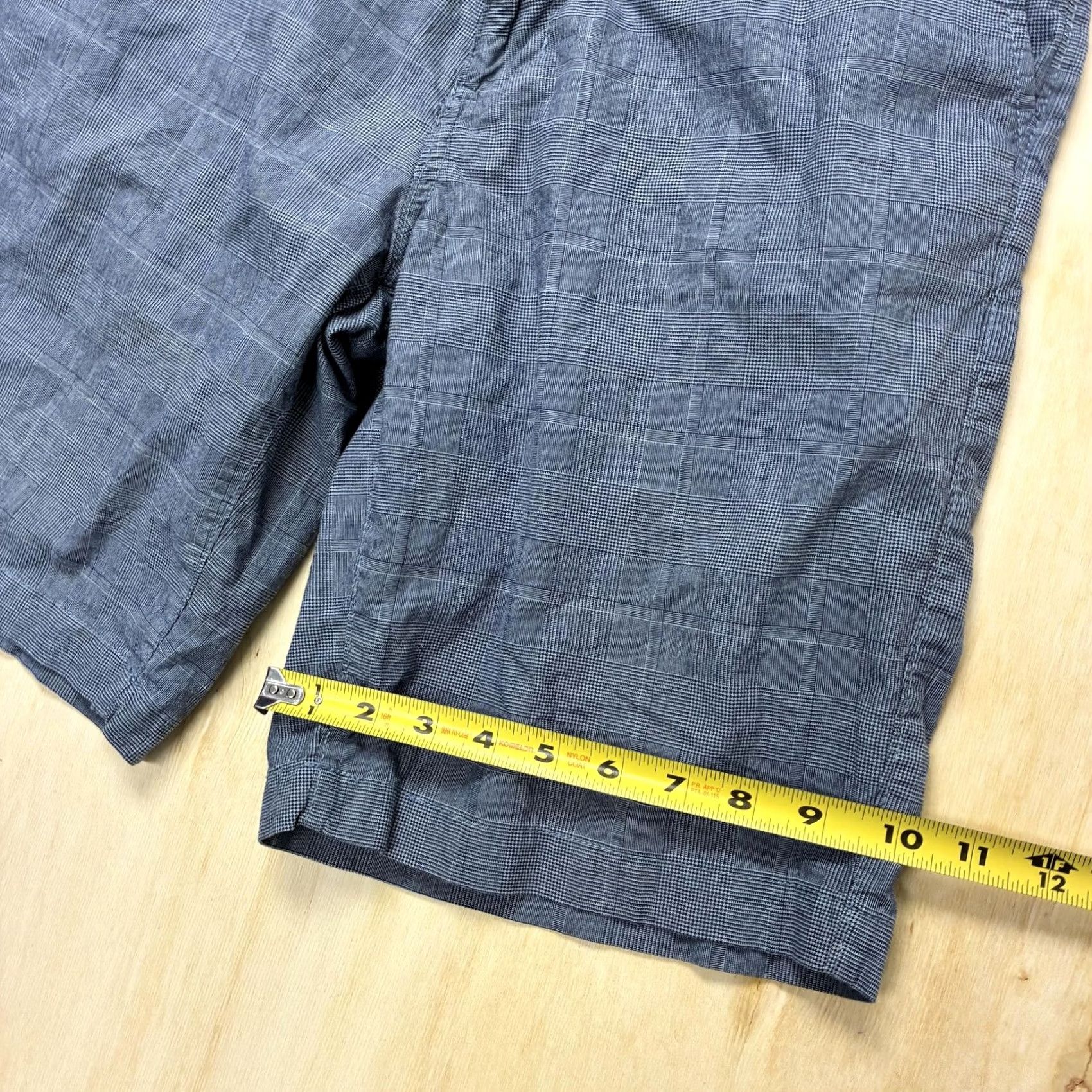 Eddie Bauer Eddie Bauer Chino Shorts Mens 32 Blue Plaid Cotton Flat Front Lightweight Size US 32 / EU 48 - 7 Thumbnail