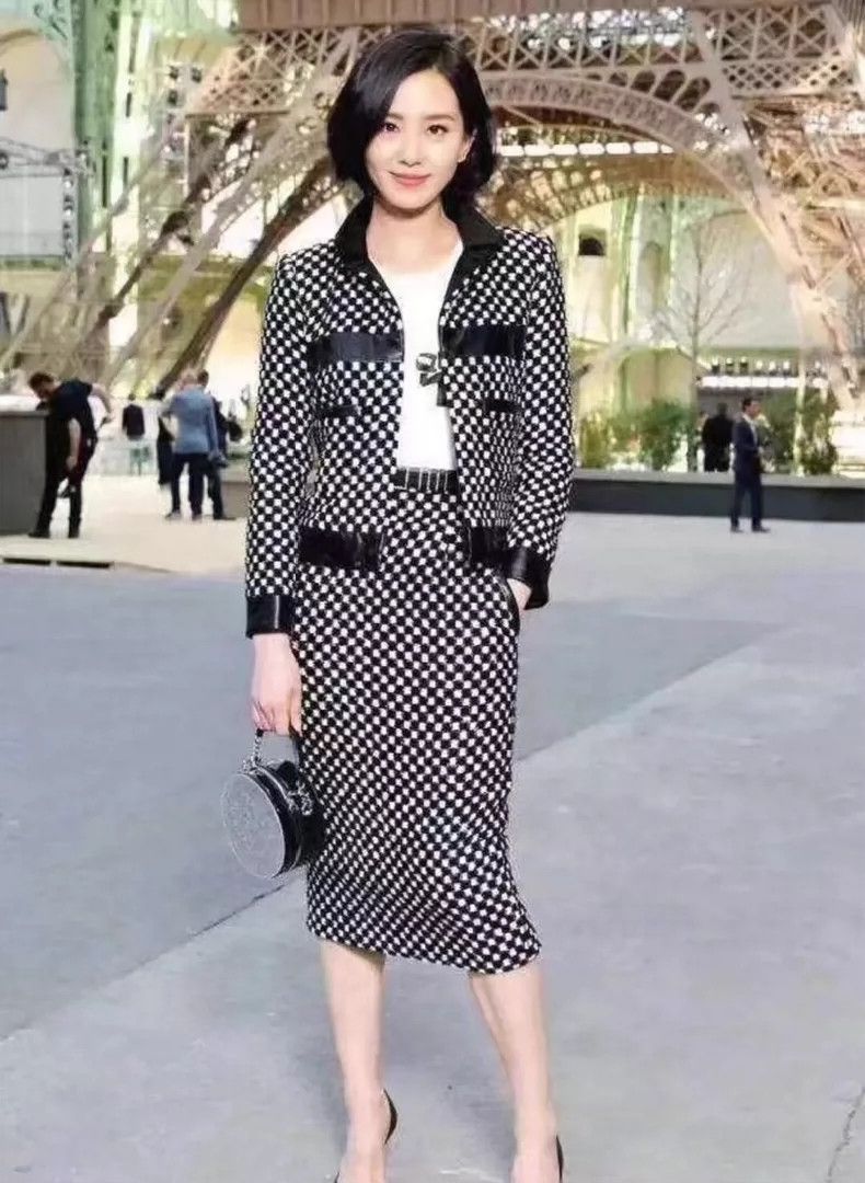 Chanel Chanel Black and white plaid jacket Size XS / US 0-2 / IT 36-38 - 1 Thumbnail