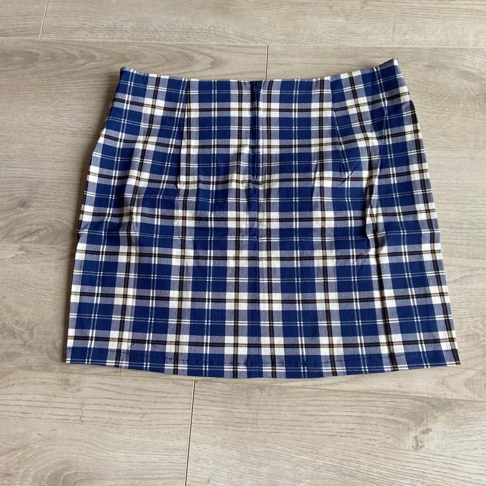 rue21 Rue 21 Blue and White Plaid Mini Skirt Size 32" / US 10 / IT 46 - 4 Thumbnail