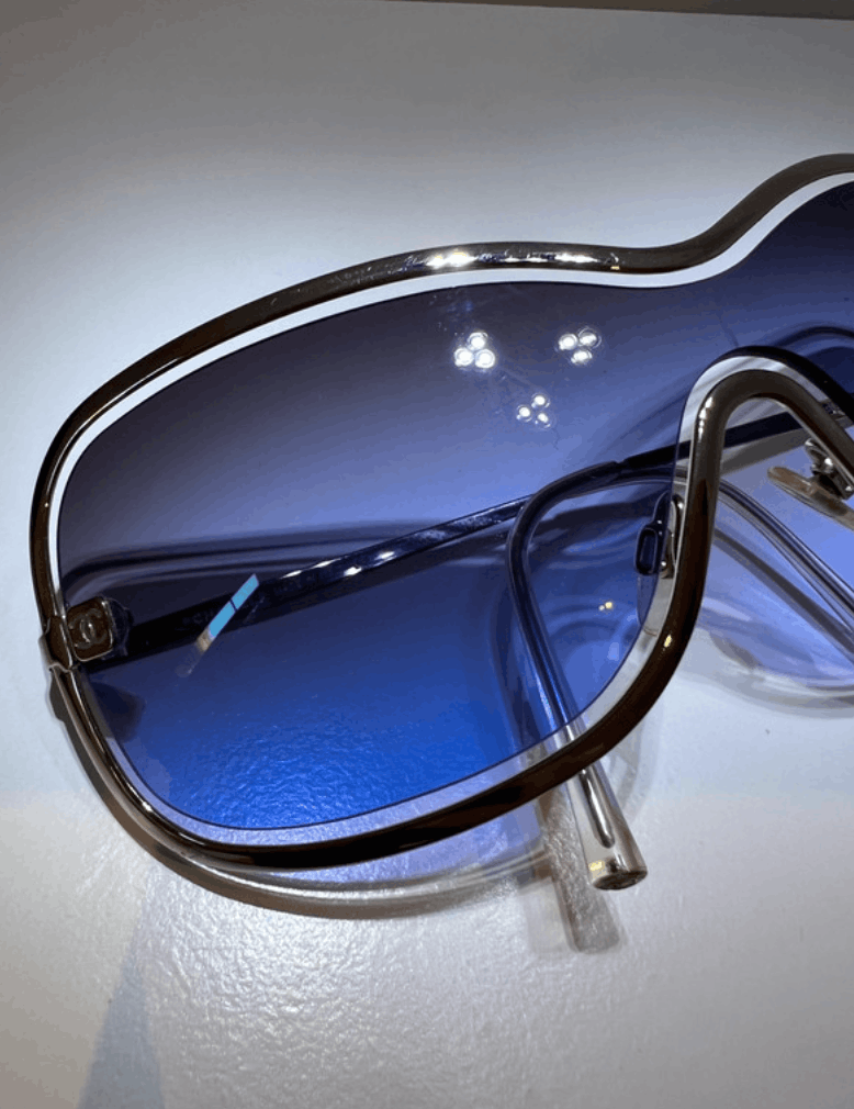 Chanel × Vintage CHANEL Sunglasses 4031 Rimless Rhinestone 4017 Shields RI832 Size ONE SIZE - 5 Thumbnail