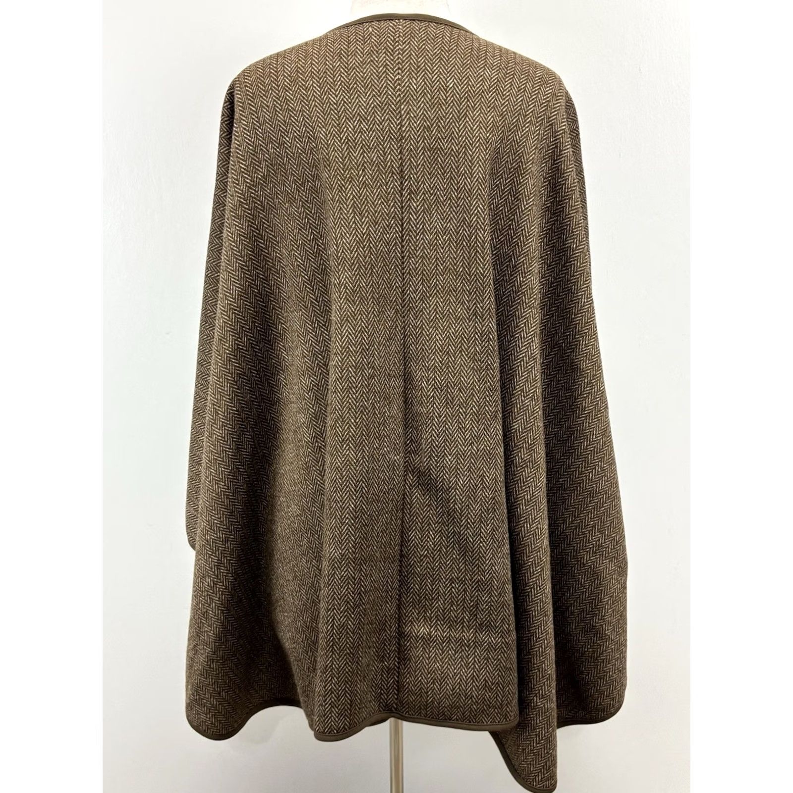 Vintage The Vermont Country Store Cape Poncho Women’s S/M Brown Herringbone Open Fleece Mid-Length Open Front Vintage: No Size S / US 4 / IT 40 - 3 Thumbnail