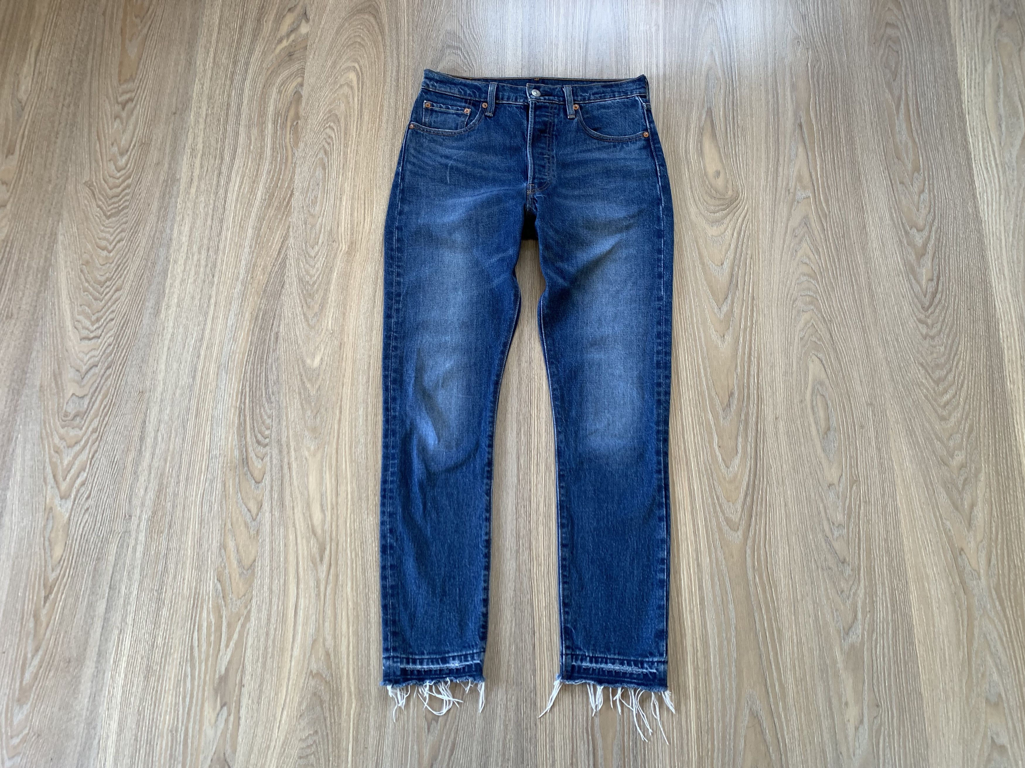 Levi's Women’s Levis 501 Blue Denim Jeans Size 28" / US 6 / IT 42 - 1 Thumbnail