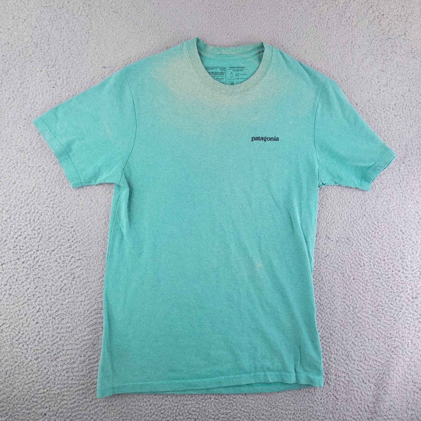 Patagonia Patagonia Shirt Mens Small Green Logo Responsibili-Tee Shirt Short Sleeve T-Shirt Men Green Logo 90s? Size US S / EU 44-46 / 1 - 4 Thumbnail