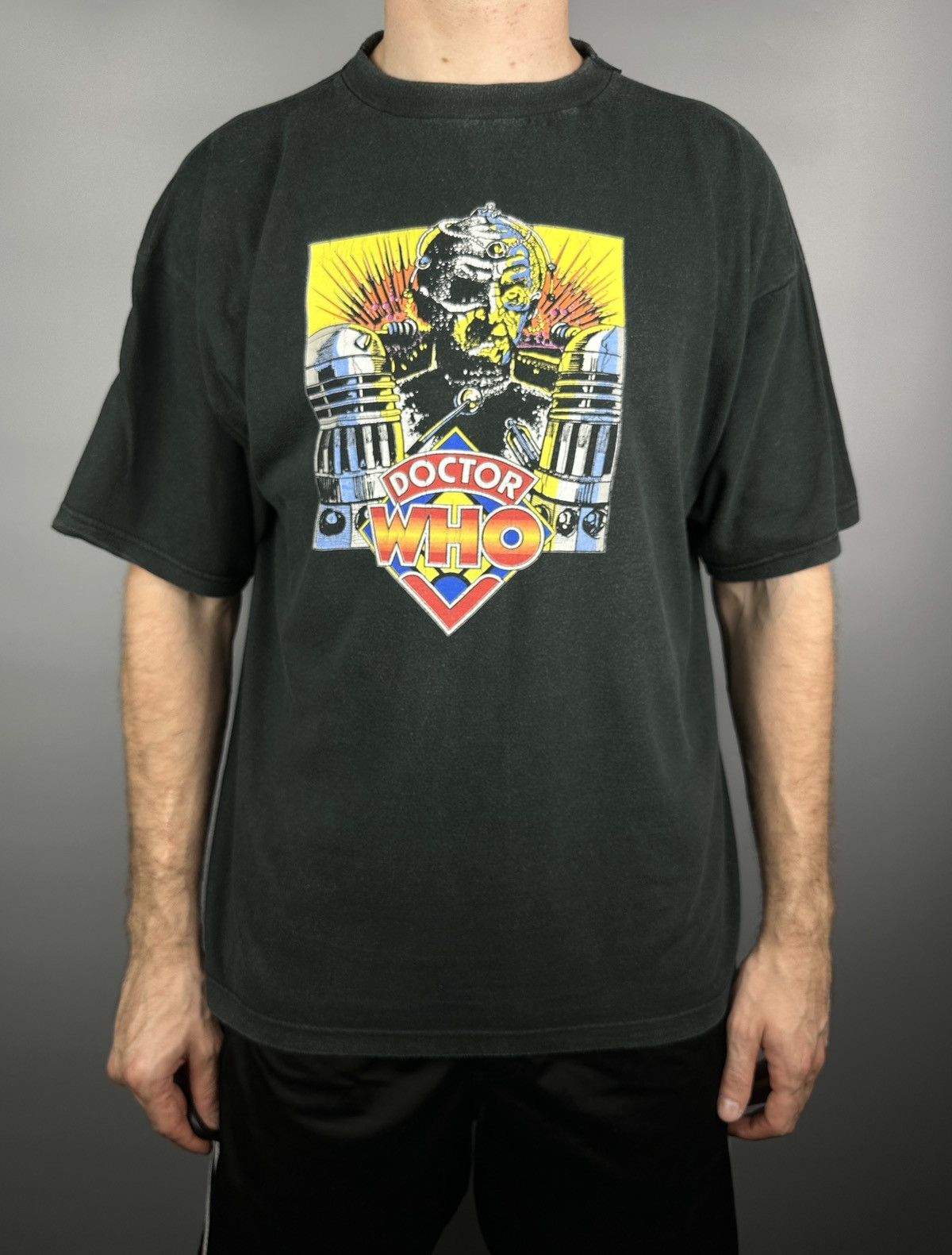 Vintage 90s Vintage Doctor Who Movie Graphic T Shirt Tee Size US XL / EU 56 / 4 - 2 Thumbnail