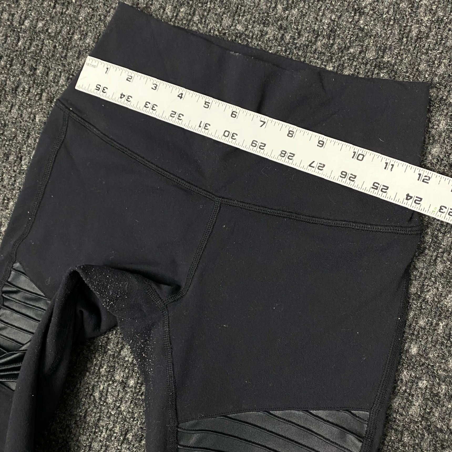 Alo Alo High Waisted Moto Leggings Pants Black Glossy Small Athleisure Leggings Women S Black Athleisure Size 28" / US 6 / IT 42 - 5 Thumbnail
