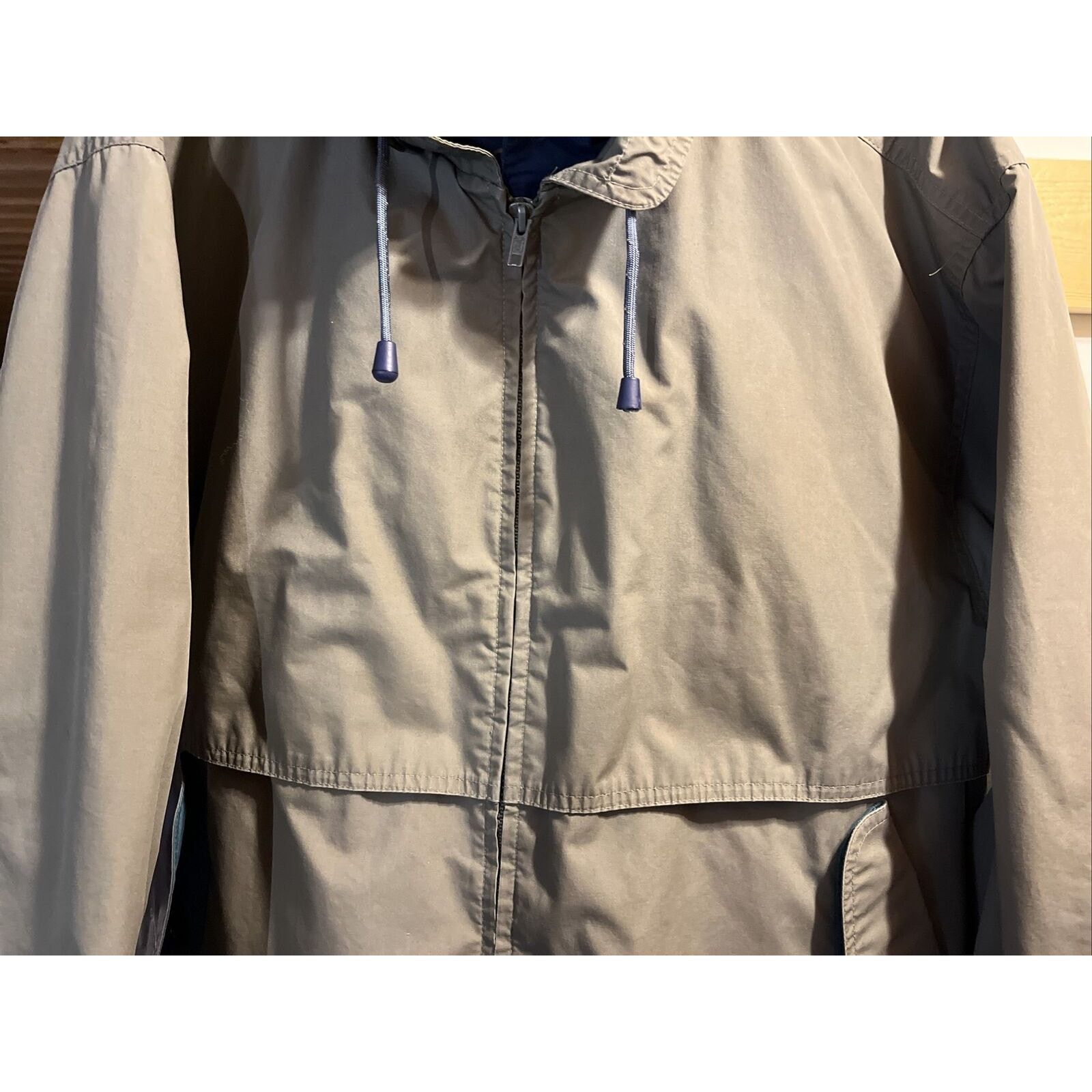 London Fog London Fog Vintage Men’s L Gray Full Zip Windbreaker Jacket Size US L / EU 52-54 / 3 - 9 Thumbnail