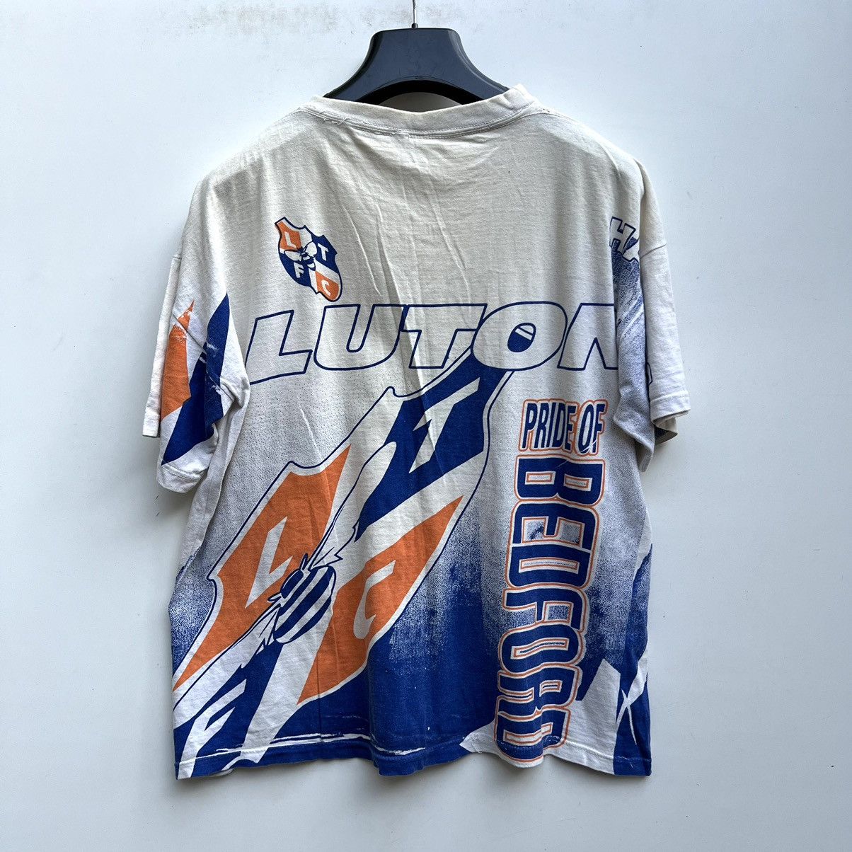 Vintage Vintage 90s Luton Town FC AOP Soccer Football t-shirt Size US XXL / EU 58 / 5 - 7 Thumbnail