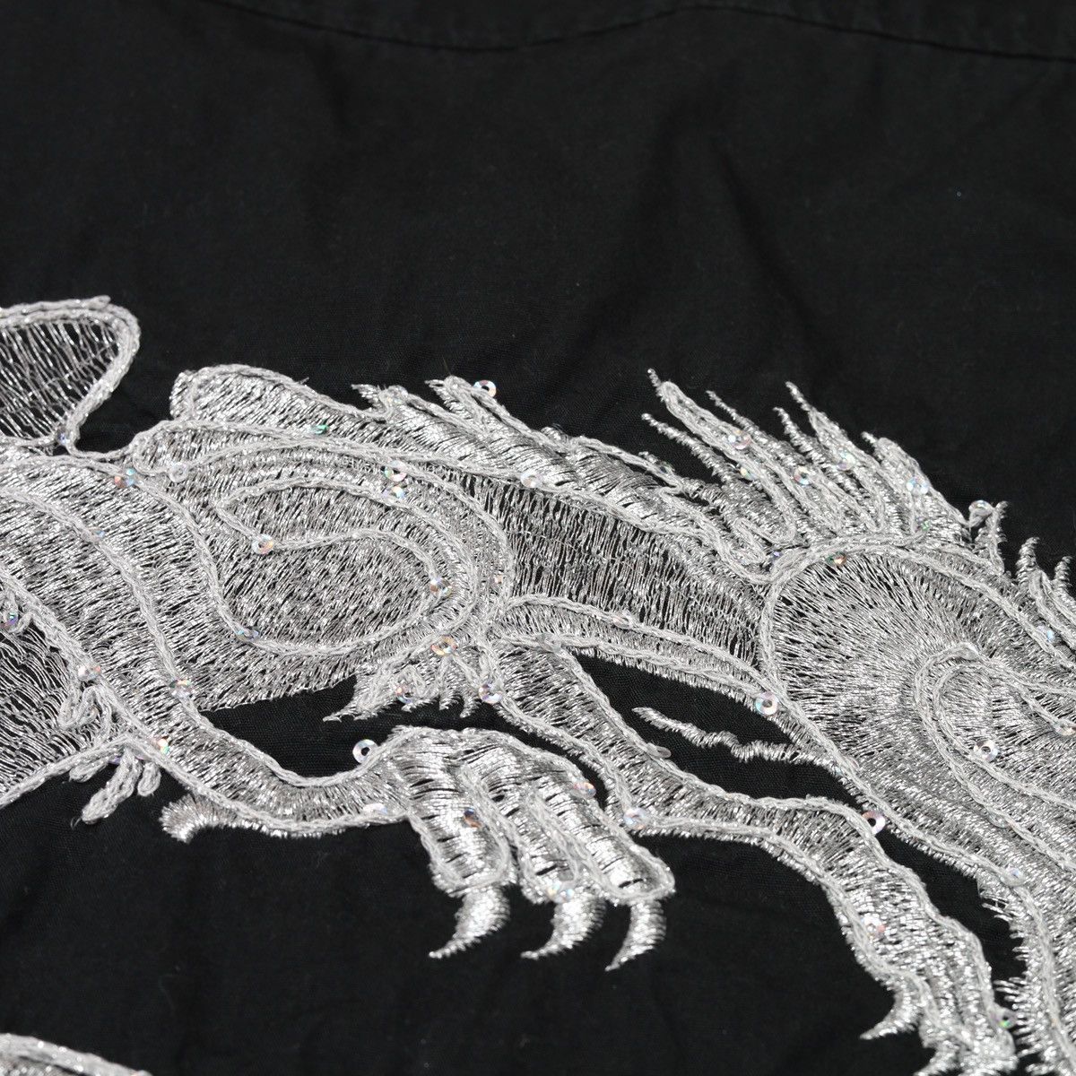 Versace Jeans Couture Versace Jeans Couture Vintage Shirt Dragon Print Black Rare Size US XL / EU 56 / 4 - 15 Thumbnail
