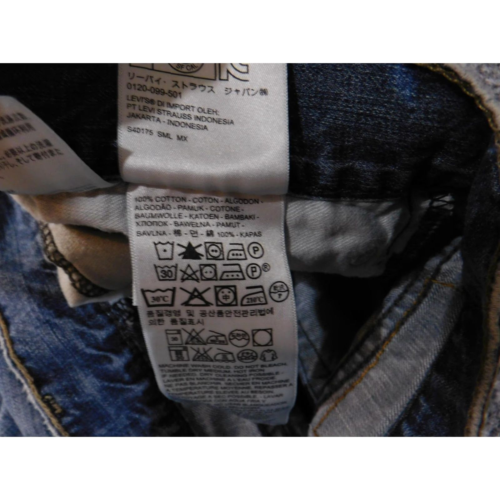 Levi's **Levi's 514 Men's Blue Straight Leg Distressed Jeans W34 L32** User: Levi's 514 Men's Blue Straight Leg Distressed Jeans W34 L32 Size US 34 / EU 50 - 6 Thumbnail
