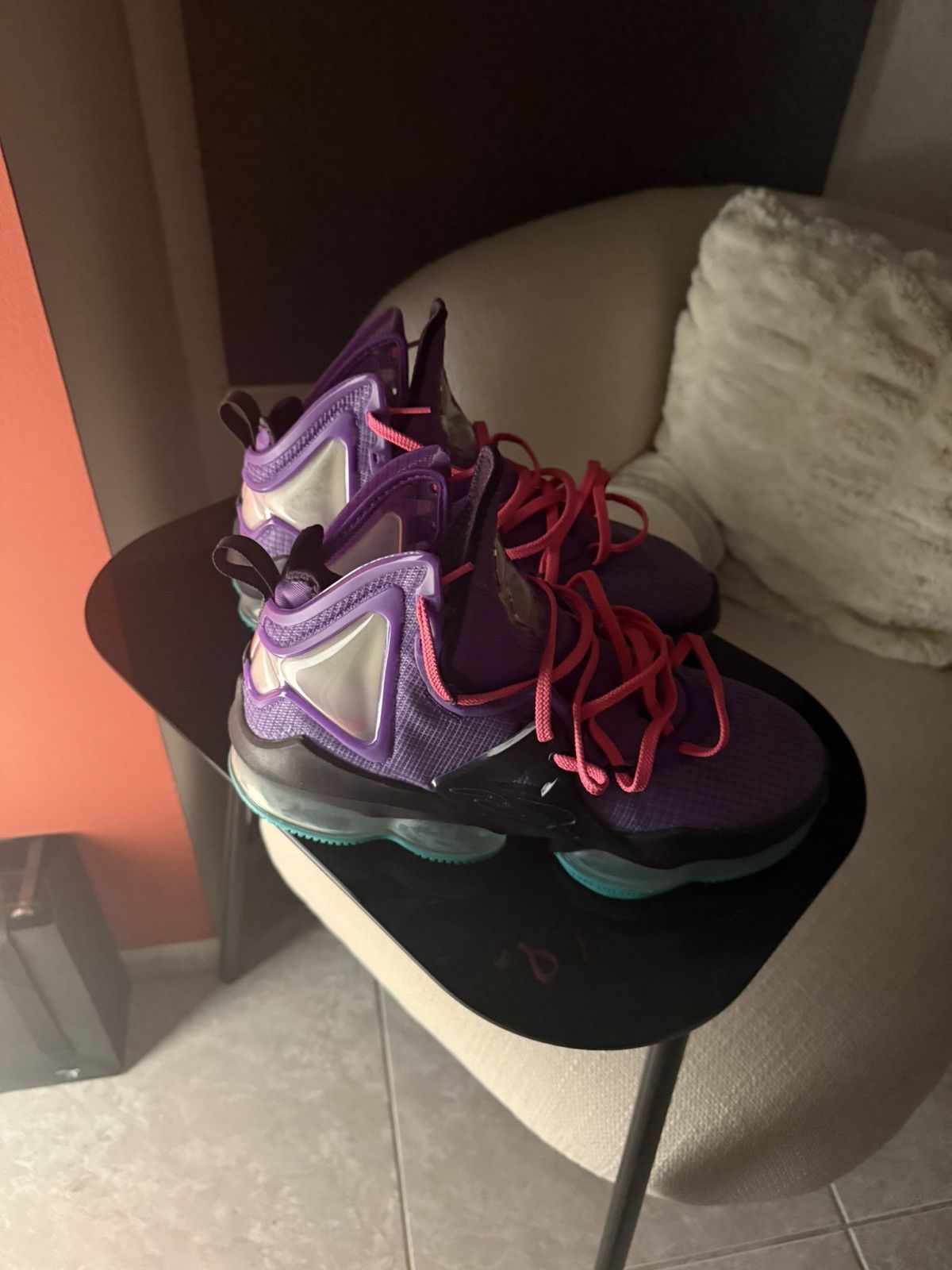 Nike NIKE Lebron XIX Men wild berry 500 Size US 9.5 / EU 42-43 - 2 Thumbnail