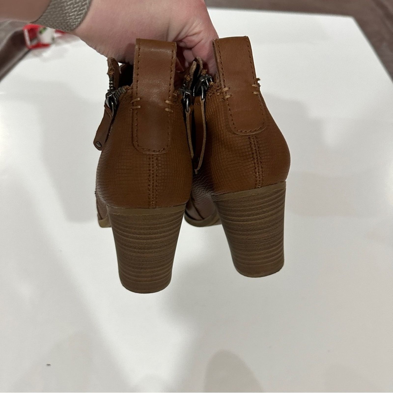 Dolce Vita DV Dolce Vita Brown Asymmetrical Zipper Heeled Booties Sz 10 Size US 10 / IT 40 - 7 Thumbnail