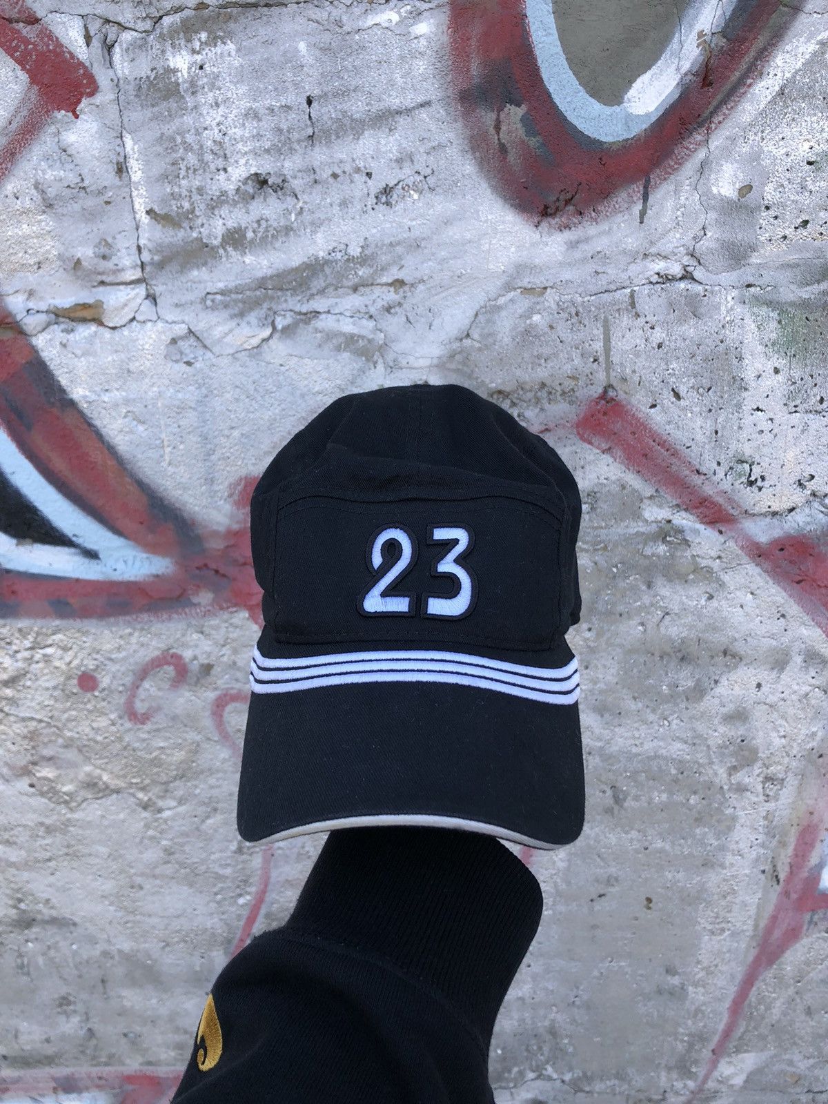 Adidas Adidas David Beckham 23 Real Madrid Vintage Cap Size ONE SIZE - 2 Thumbnail