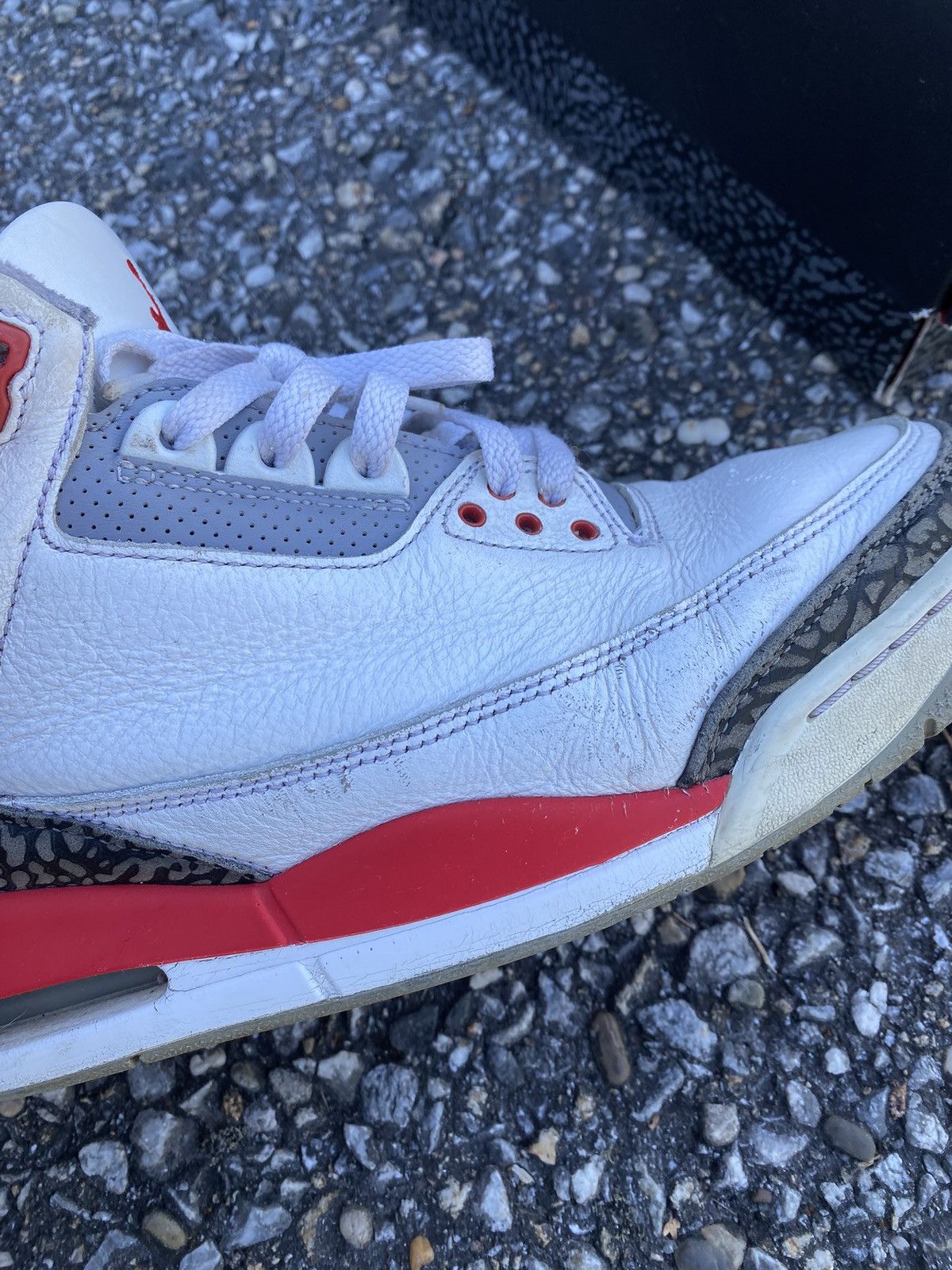 Jordan Brand Jordan 3 Fire Red, 45, streetwear, vintage, y2k Size US 11 / EU 44 - 11 Thumbnail