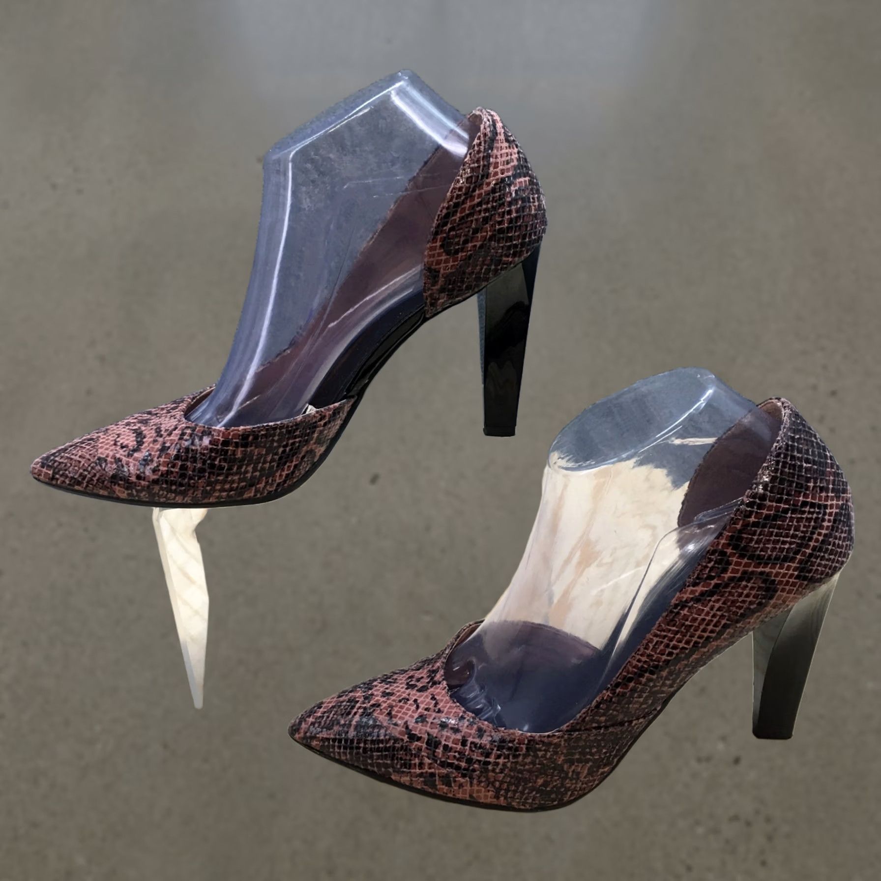 Mossimo Mossimo Heels Womens 8 Snake Print Dress Pointed Toe DOrsay Pumps Black Pink - Pump - Womens - 8 - Pink Snake Print, Mossimo Shoes Size M / US 6-8 / IT 42-44 - 1 Thumbnail