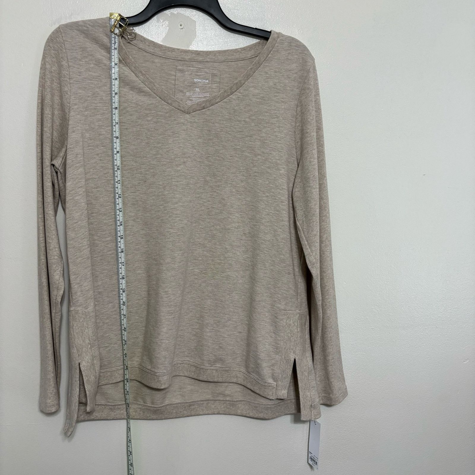 Other NWT Sonoma Wheat Long Sleeve V Neck Top XL Size XL / US 12-14 / IT 48-50 - 3 Thumbnail