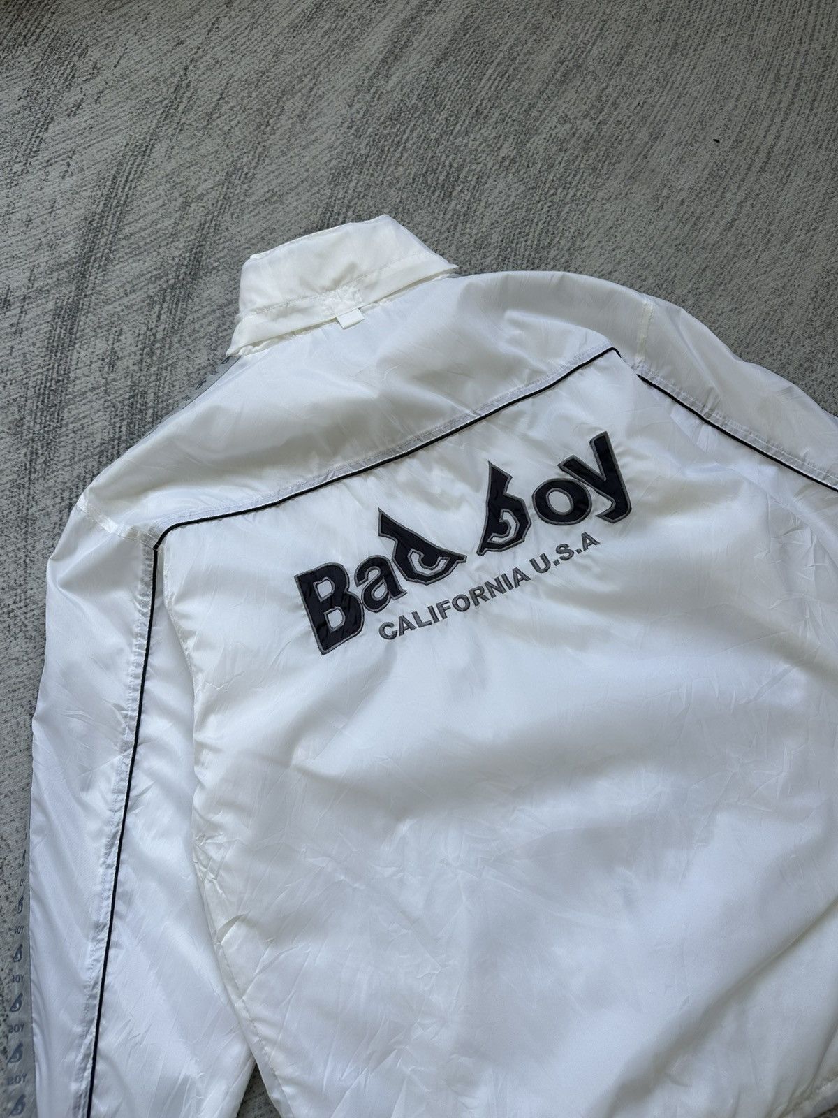 Japanese Brand × Vintage Vintage Y2K BadBoy California Sidetape Windbraker Size US L / EU 52-54 / 3 - 10 Thumbnail