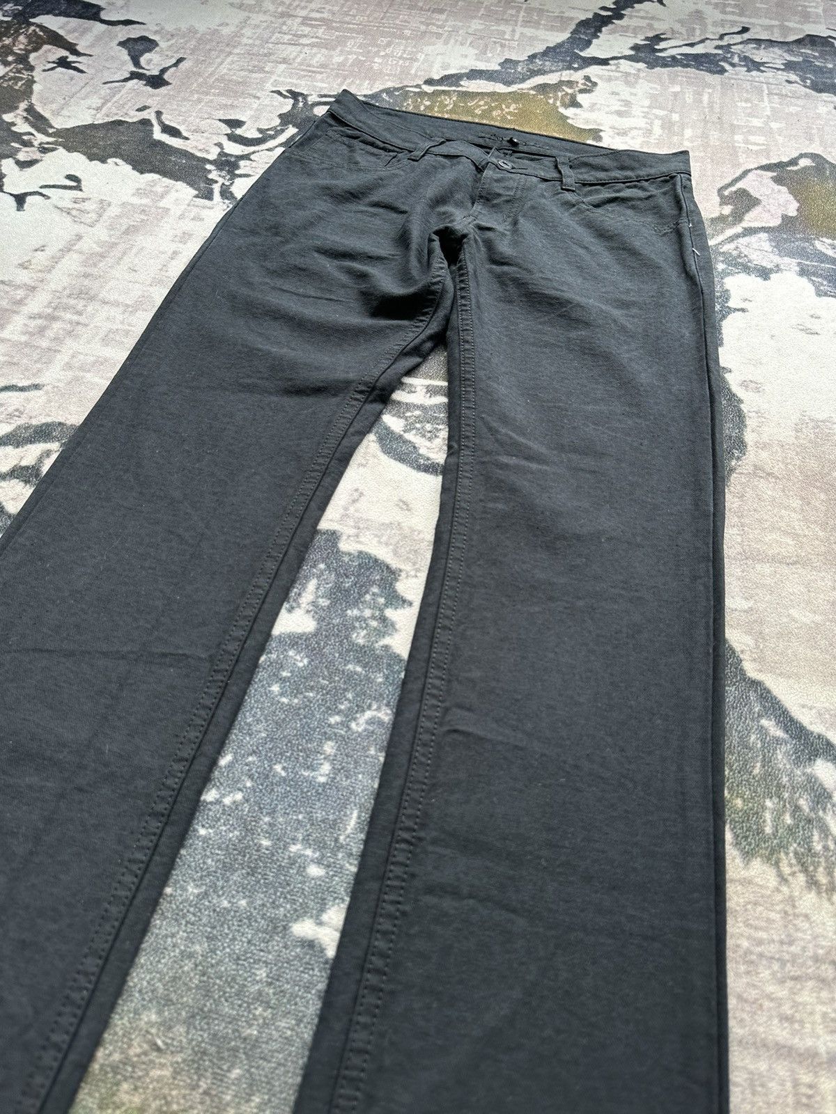 NO ID No ID Japan black denim avantgarde slim rocker fashion Size US 32 / EU 48 - 8 Thumbnail