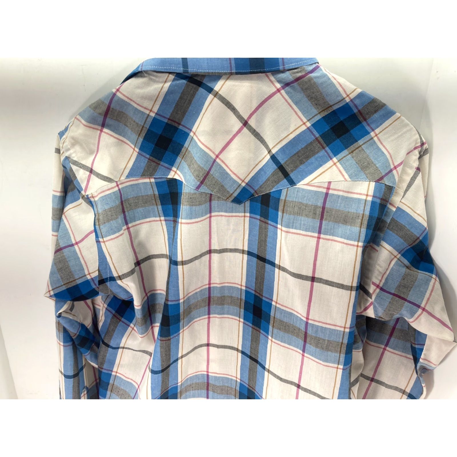 Wrangler VINTAGE Wrangler Pearl Snap Shirt Men M Blue Pink Plaid Long Sleeve Western Size US M / EU 48-50 / 2 - 7 Thumbnail