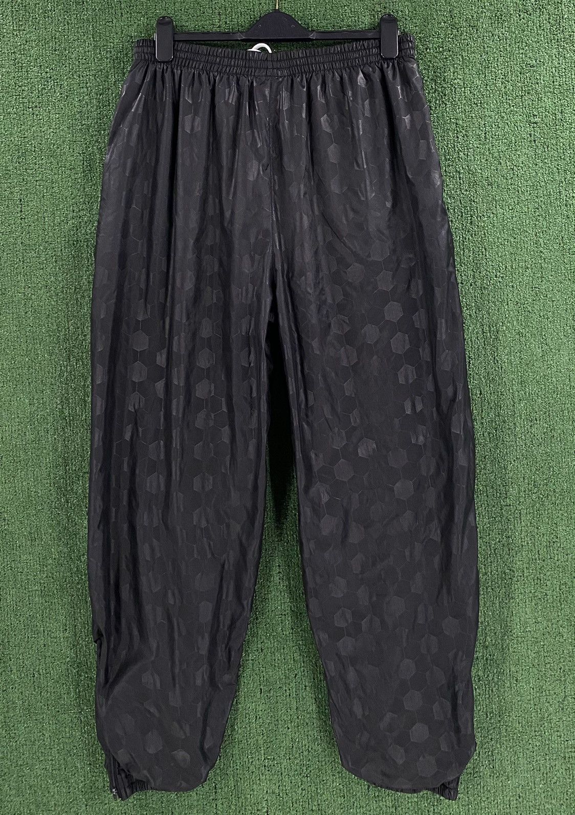 Vintage VTG 90’s Mitre Soccer Ball Lined Windbreaker Pants XL Size US 42 / EU 58 - 9 Thumbnail