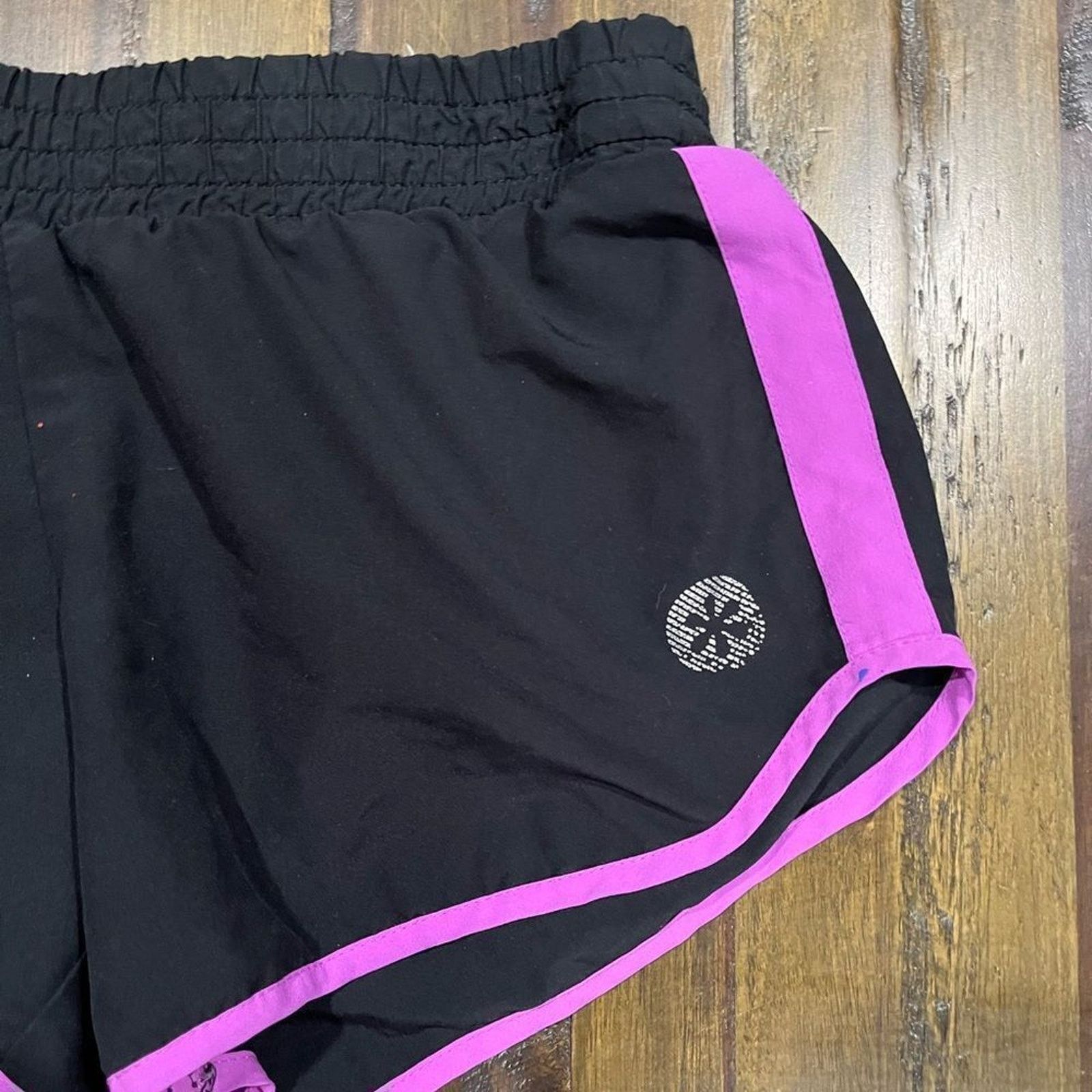 Old Navy Old Navy Track Shorts Black Hot Pink Size 26" / US 2 / IT 38 - 3 Thumbnail