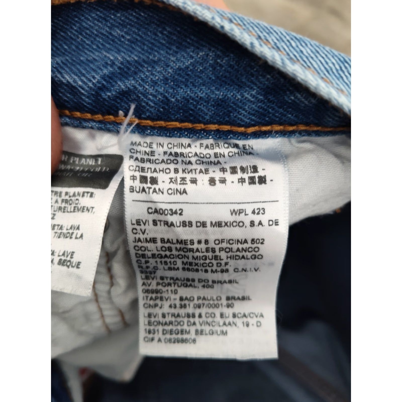 Levi's VINTAGE Levi's 501 CT Jeans Women 35x28 Button Fly Distressed Blue Jeans Regular Fit 5-Pocket Denim Spirit: Biker Grunge Mens Size 24" / US 00 / IT 34 - 7 Thumbnail