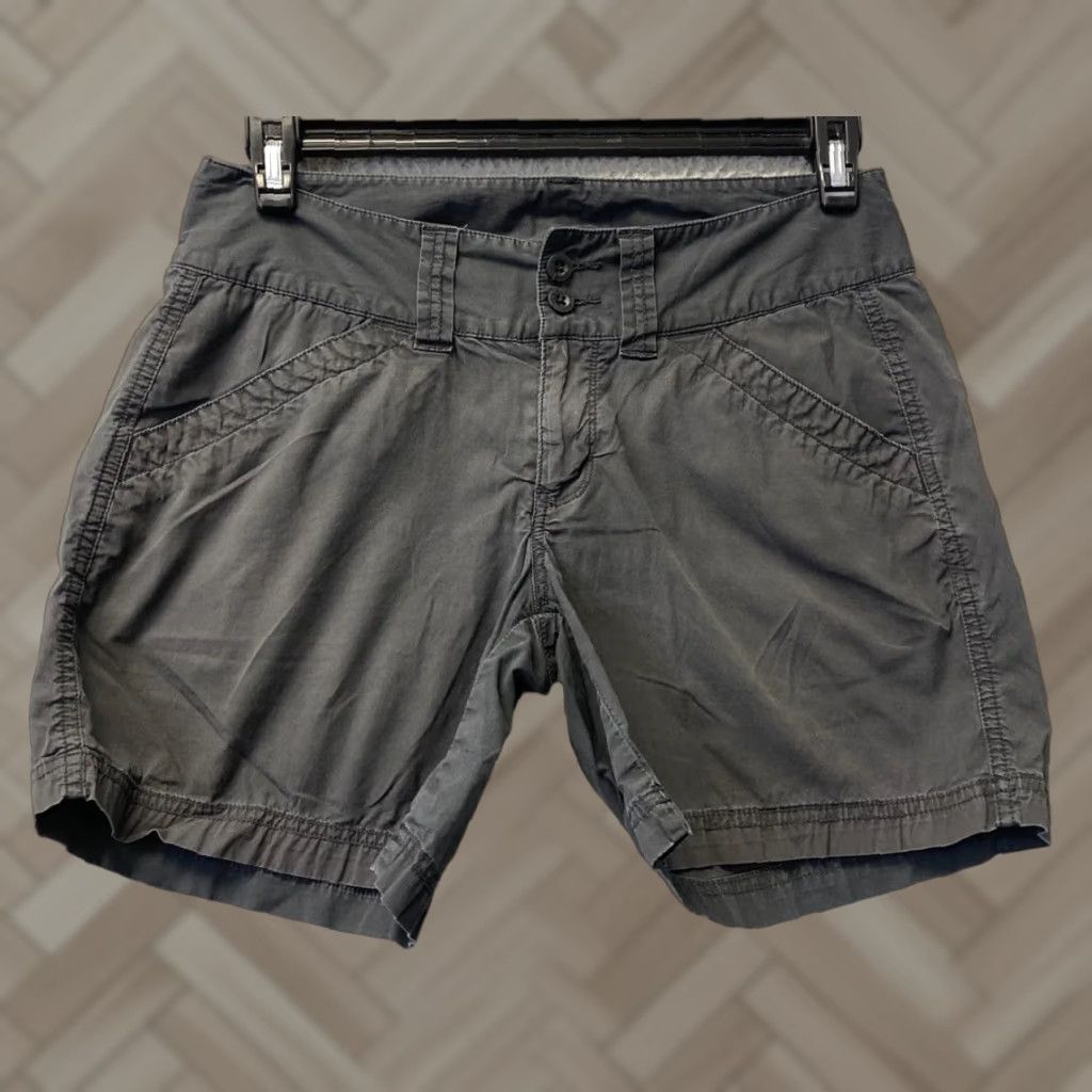 The North Face The North Face Shorts Women 6 Black Hiking Outdoor Casual Breathable Womens Size 32" / US 10 / IT 46 - 1 Thumbnail