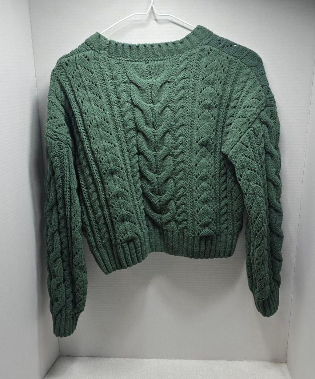 The Unbranded Brand Women's PINK ROSE Green Cable Knit Crew Neck Sweater S Size S / US 4 / IT 40 - 6 Thumbnail