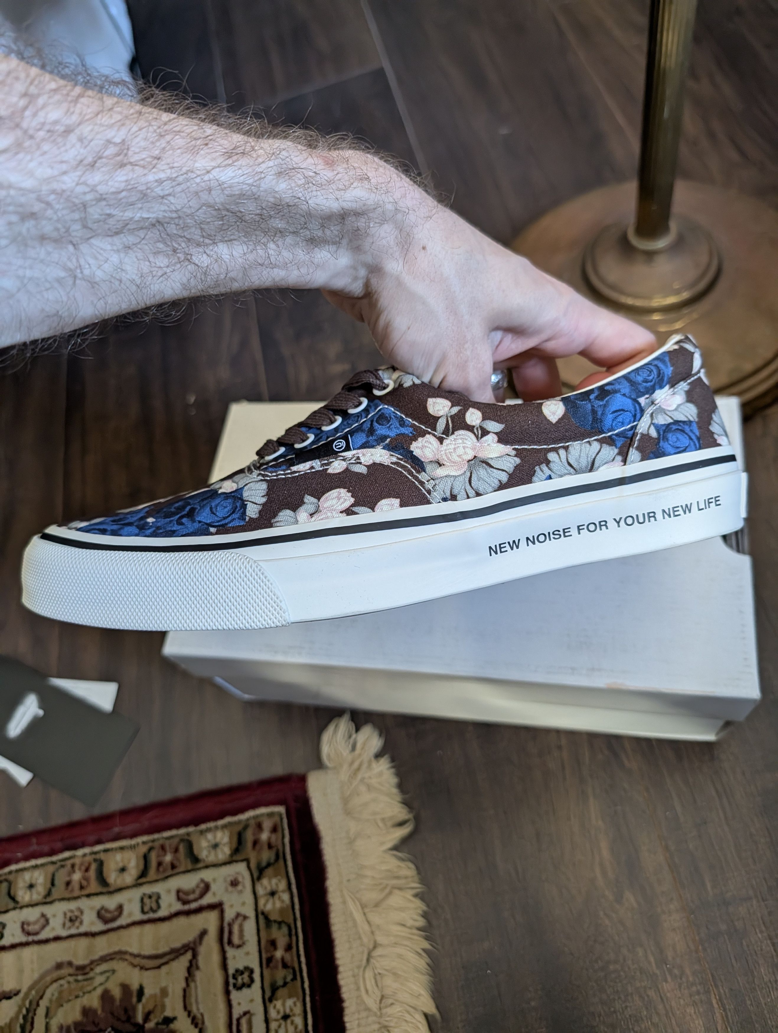 Undercover NEW IN BOX Blue floral low top mainline sneakers sz L Size US 8.5 / EU 41-42 - 2 Thumbnail