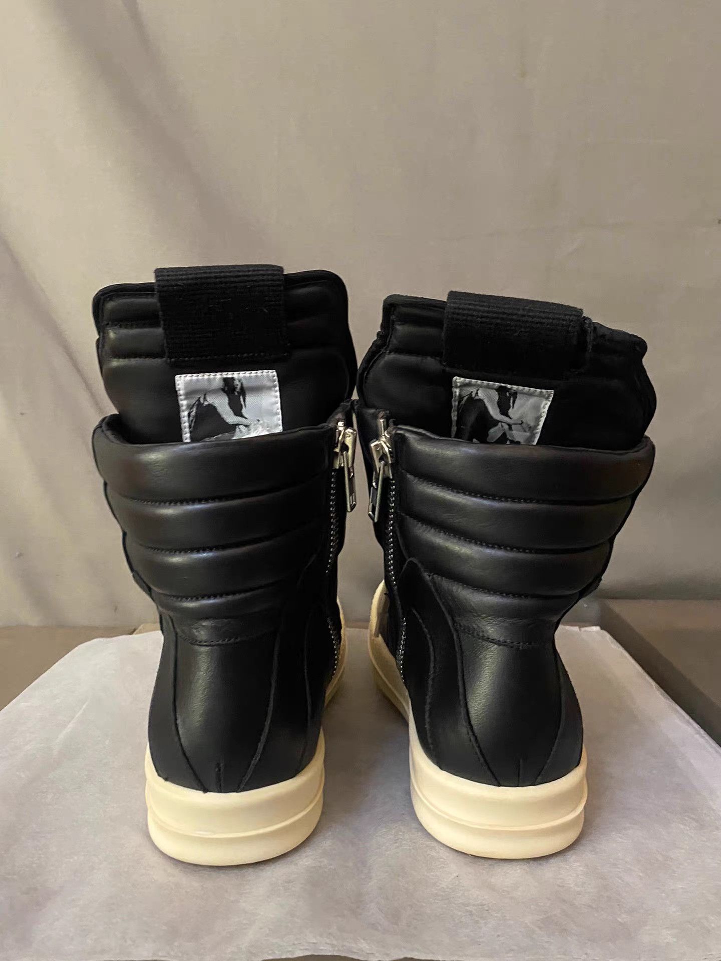Rick Owens Rick Owens Mainline Triangle Toe Sneakers Size US 7 / IT 37 - 4 Thumbnail