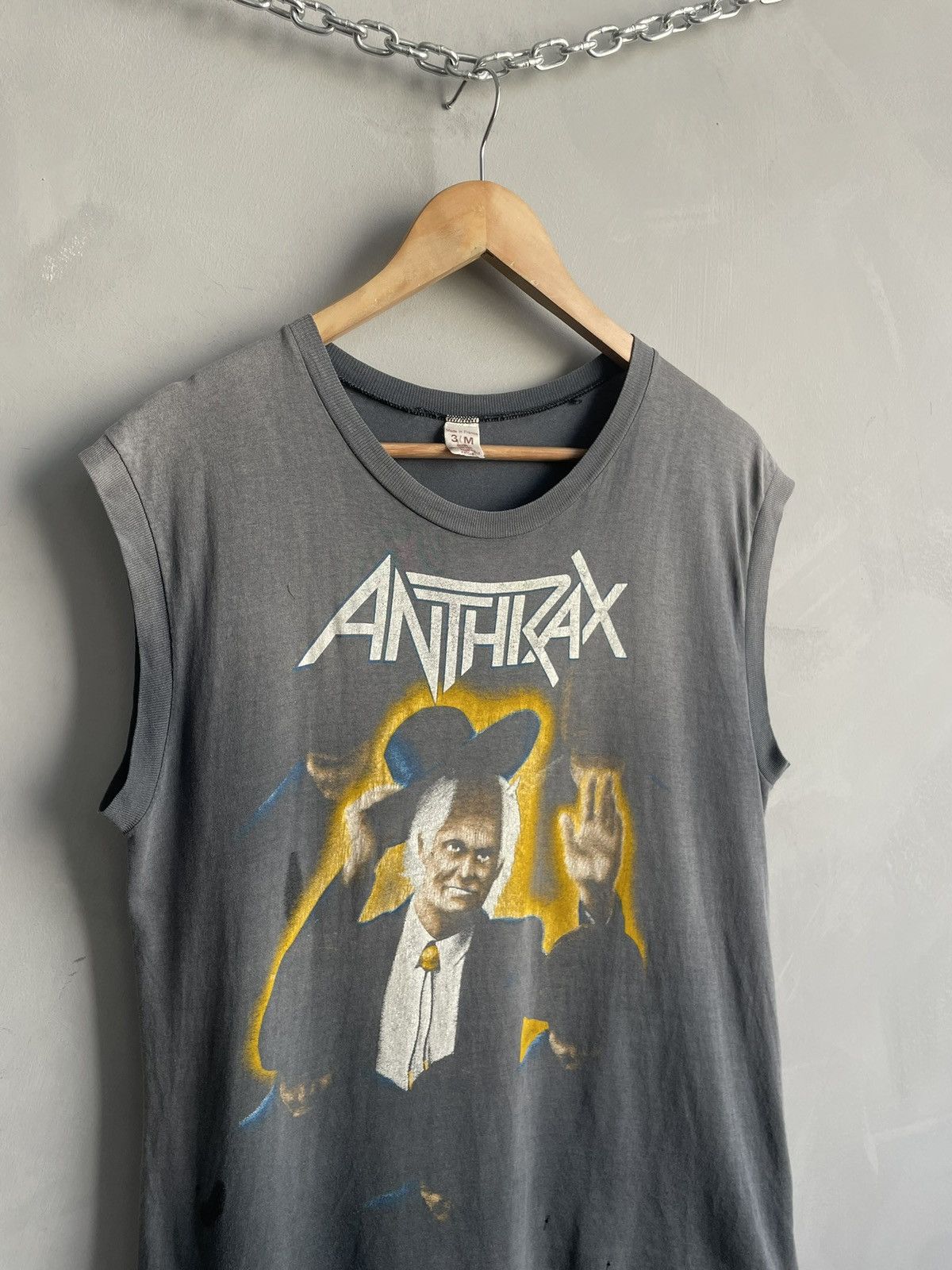Band Tees 90s faded washed tank top Anthrax t shirt among the living Size US M / EU 48-50 / 2 - 4 Thumbnail