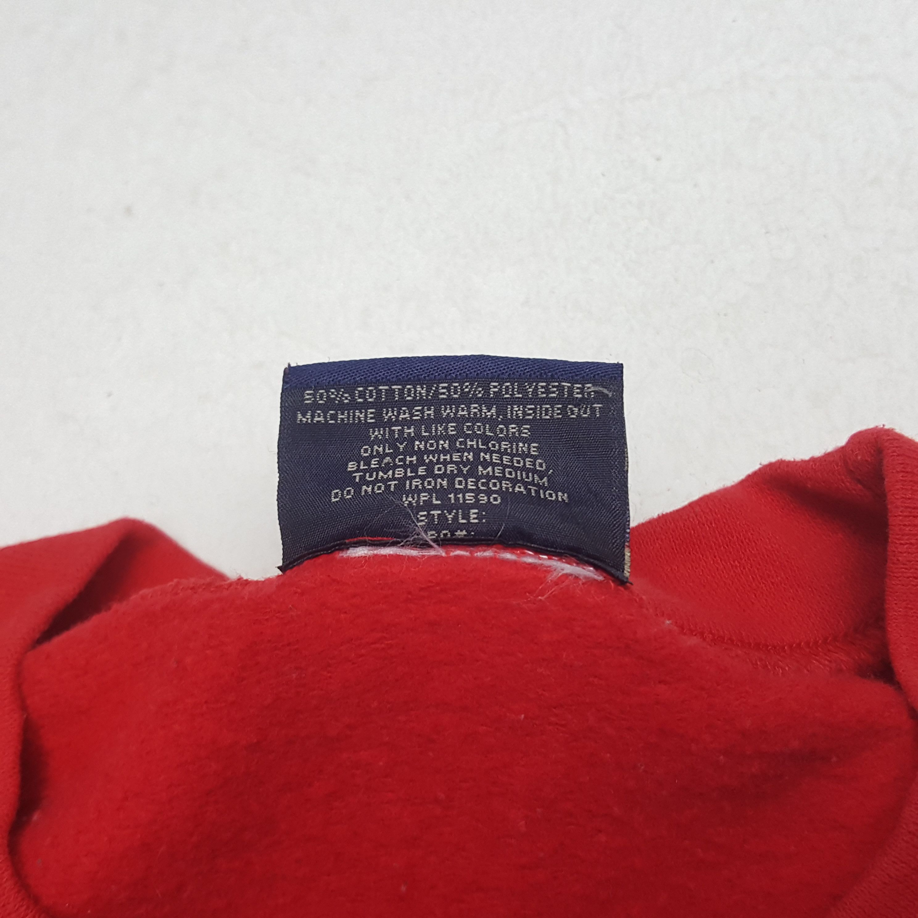 Vintage Claremont Graduate University Sweatshirt