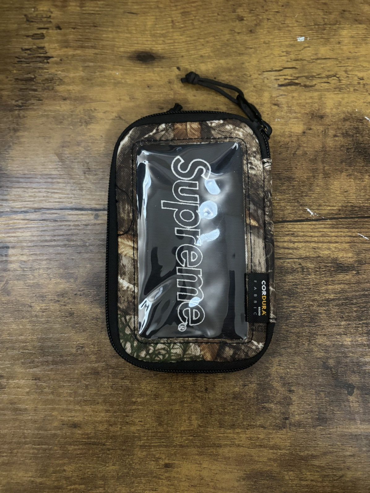 Supreme Supreme small zip pouch wallet realtree camo nwt