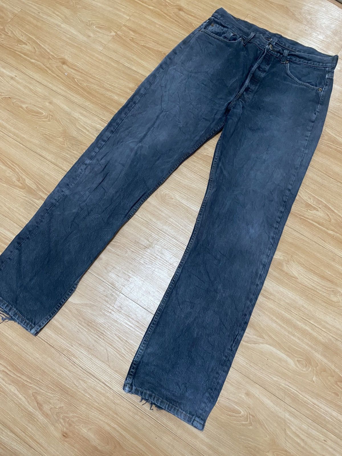 Levi's × Levi's Vintage Clothing × Vintage Vintage made in usa 90s levis black sun faded Size US 32 / EU 48 - 4 Thumbnail