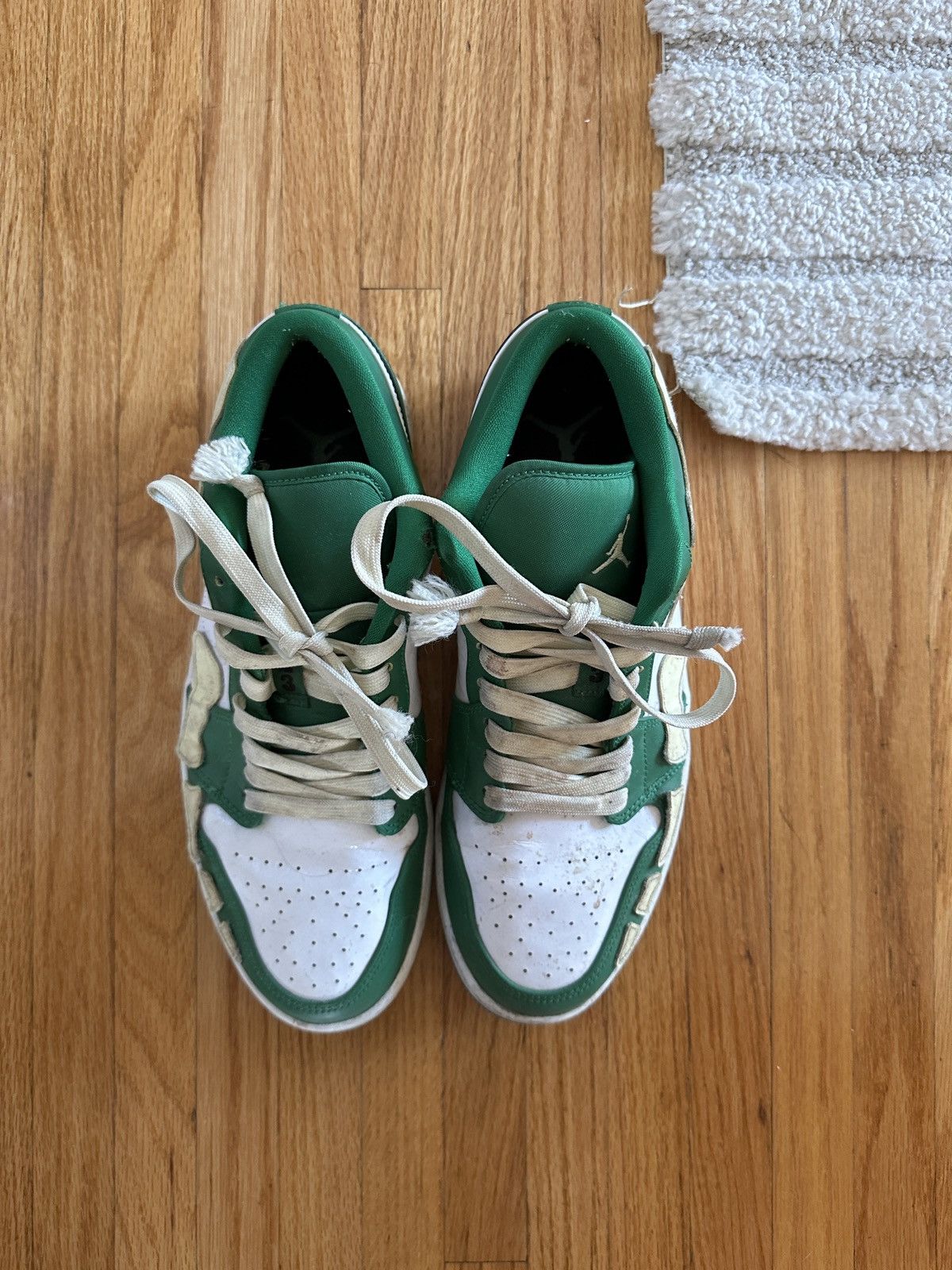 Jordan Brand × Nike Green and White Nike Jordan Custom Bone Shoes Size US 11 / EU 44 - 3 Thumbnail