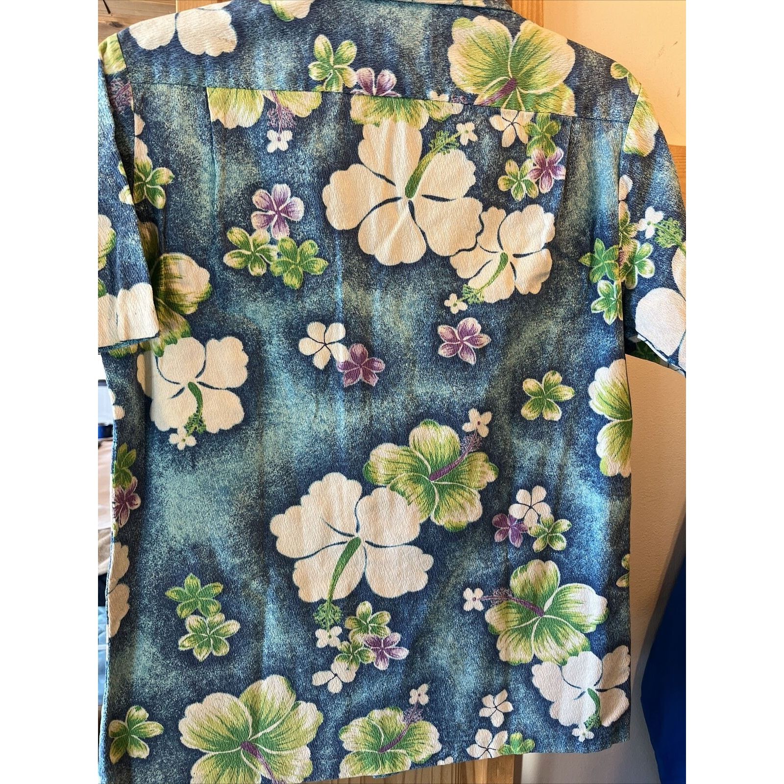 Other Pomare VTG Men’s Small Blue Floral Polyester Hawaiian Shirt Size US S / EU 44-46 / 1 - 10 Thumbnail